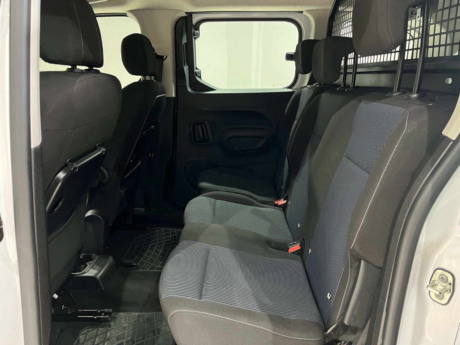 2025 Dizel Manuel Fiat Doblo Beyaz Gürel Tasarım Aksesuar Otomotiv San. Tic. Ltd. Şti.