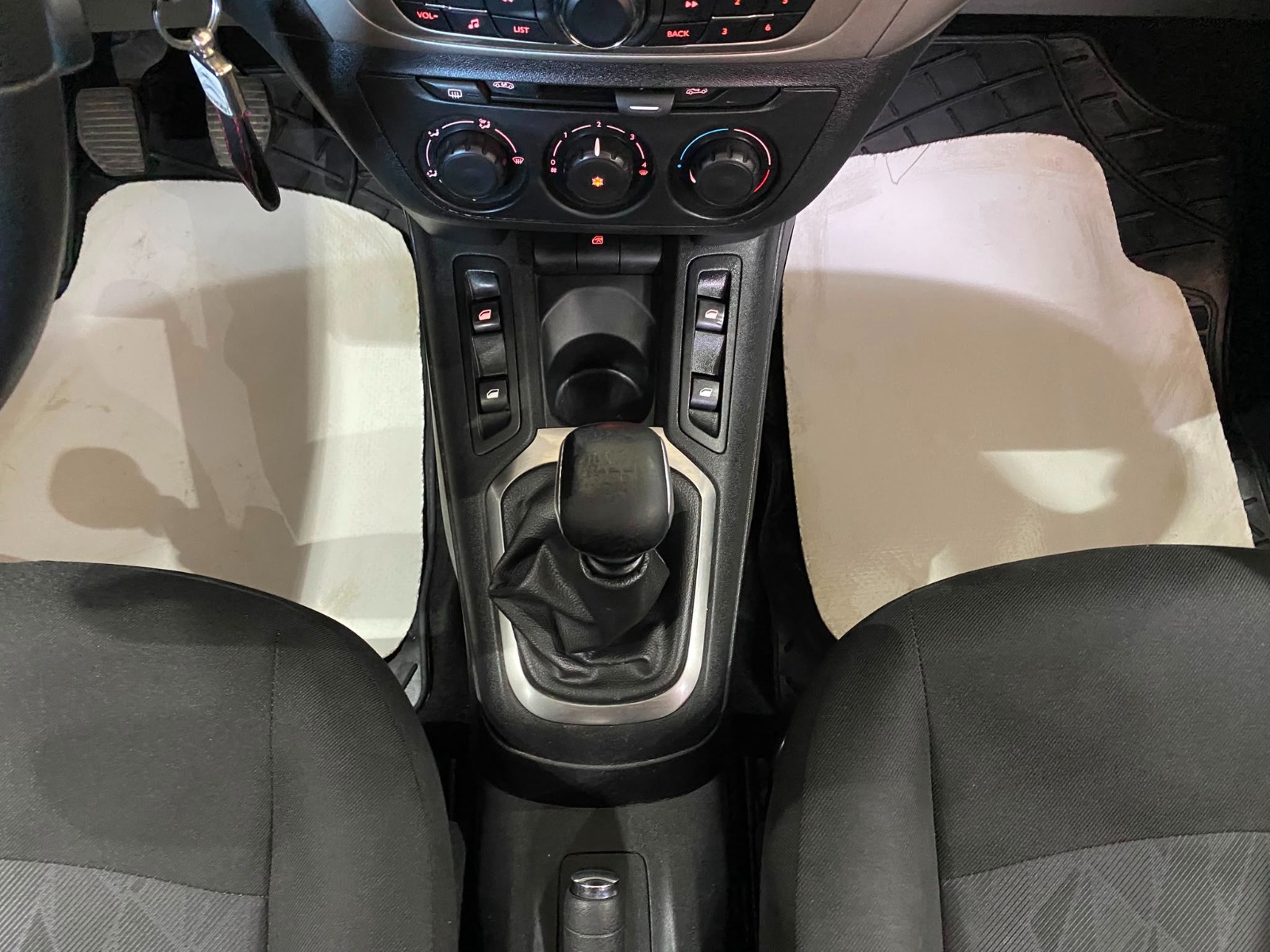 2021 Dizel Manuel Citroen C-Elysée Beyaz Gürel Tasarım Aksesuar Otomotiv San. Tic. Ltd. Şti.