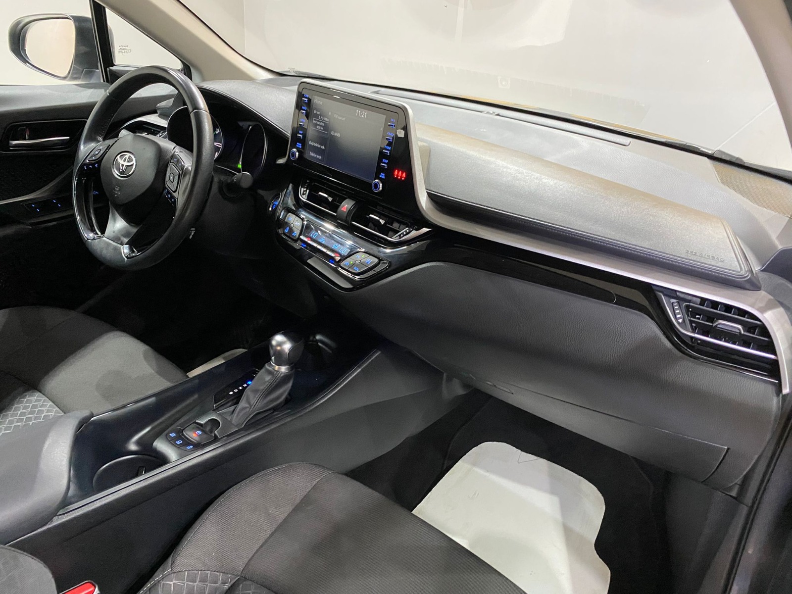 2023 Hybrid Otomatik Toyota C-HR Gri Gürel Tasarım Aksesuar Otomotiv San. Tic. Ltd. Şti.
