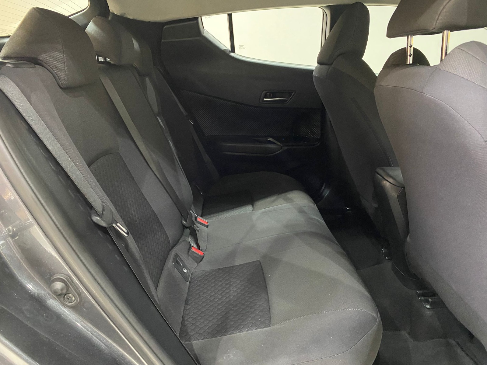 2023 Hybrid Otomatik Toyota C-HR Gri Gürel Tasarım Aksesuar Otomotiv San. Tic. Ltd. Şti.