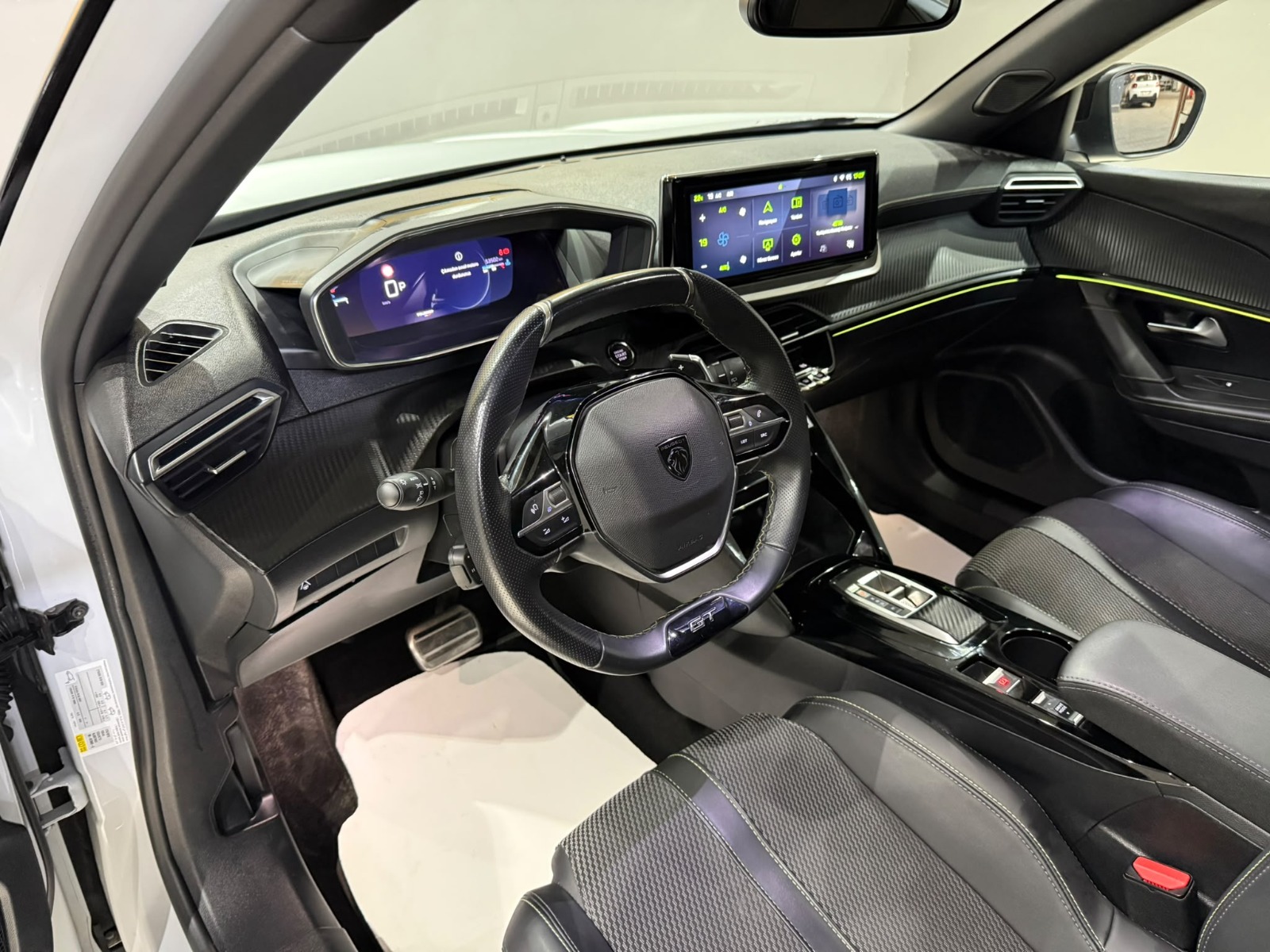 2024 Benzin Otomatik Peugeot 2008 Beyaz Gürel Tasarım Aksesuar Otomotiv San. Tic. Ltd. Şti.