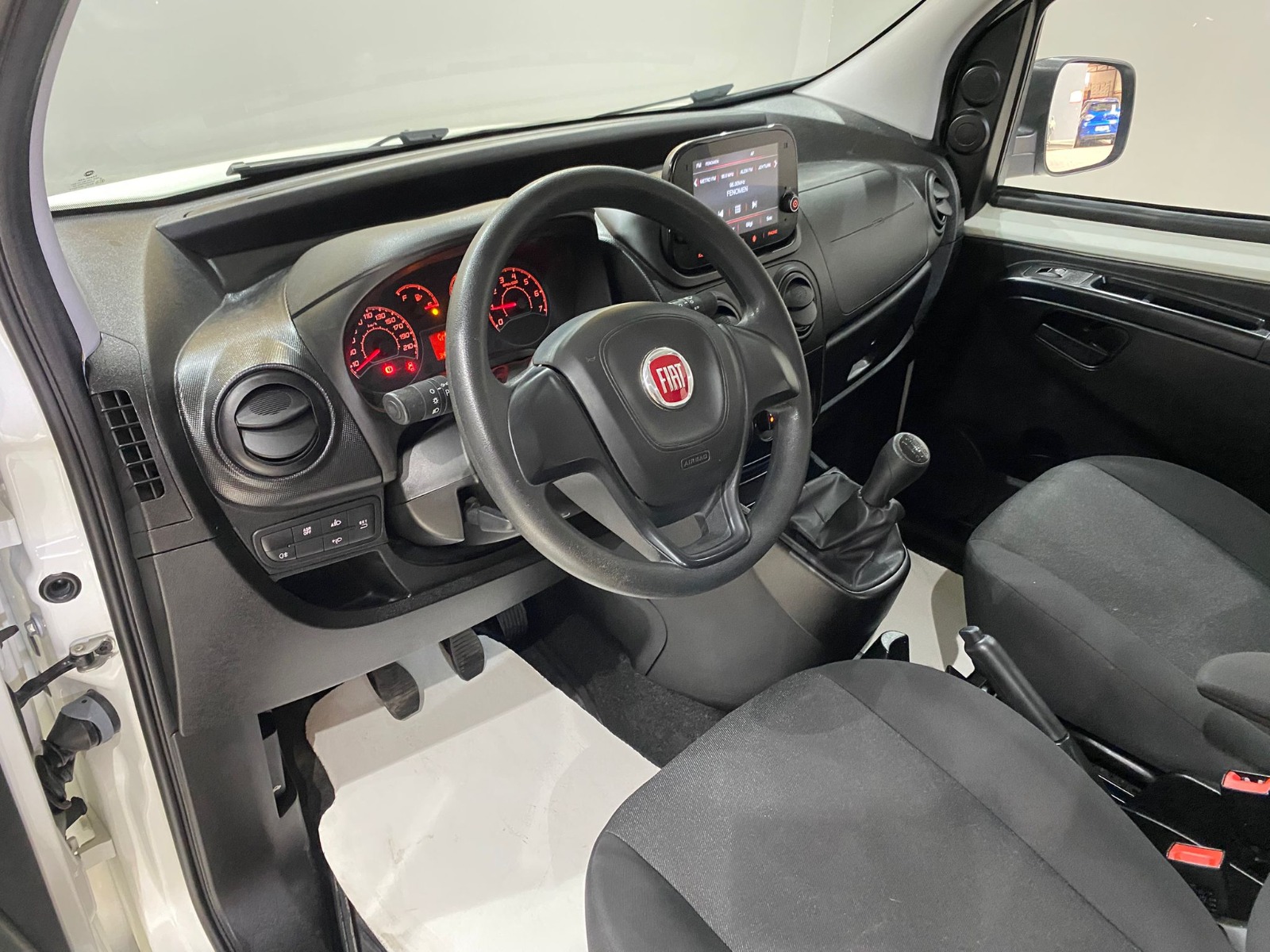 2023 Dizel Manuel Fiat Fiorino Combi Beyaz Gürel Tasarım Aksesuar Otomotiv San. Tic. Ltd. Şti.