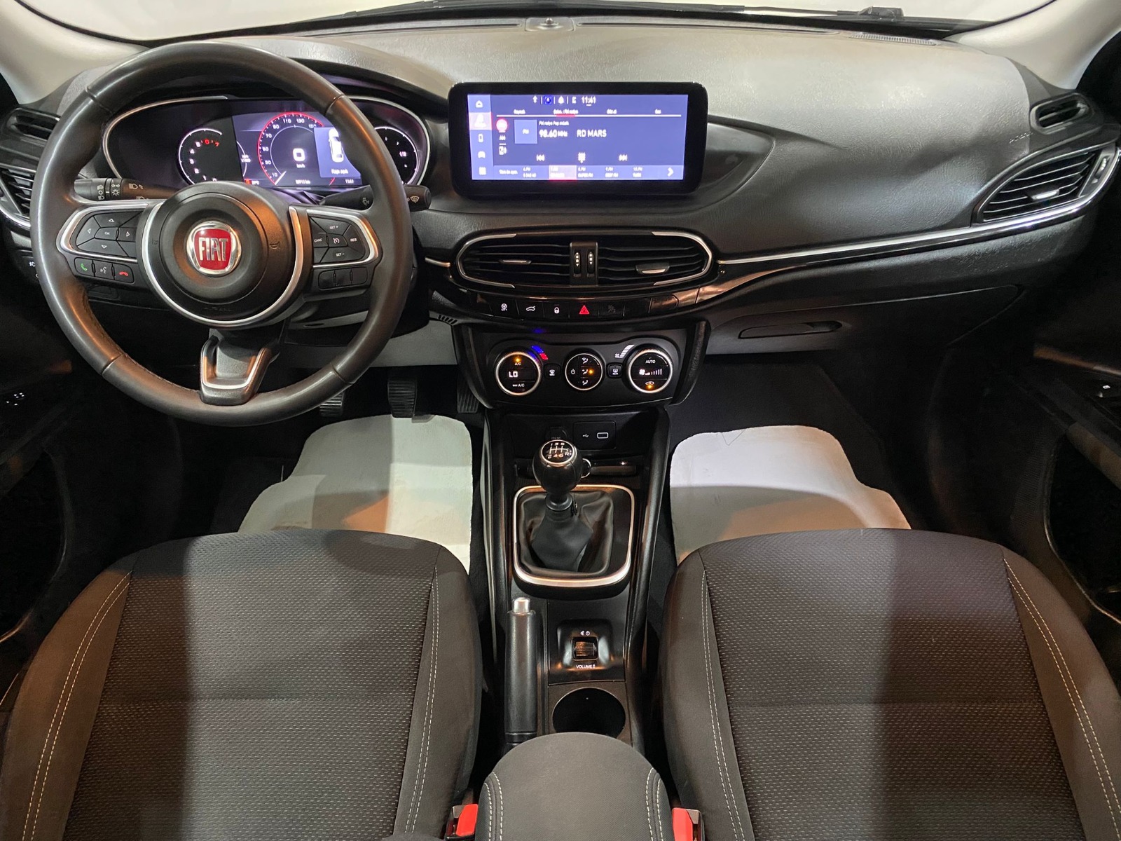 2023 Benzin Manuel Fiat Egea Mavi Gürel Tasarım Aksesuar Otomotiv San. Tic. Ltd. Şti.