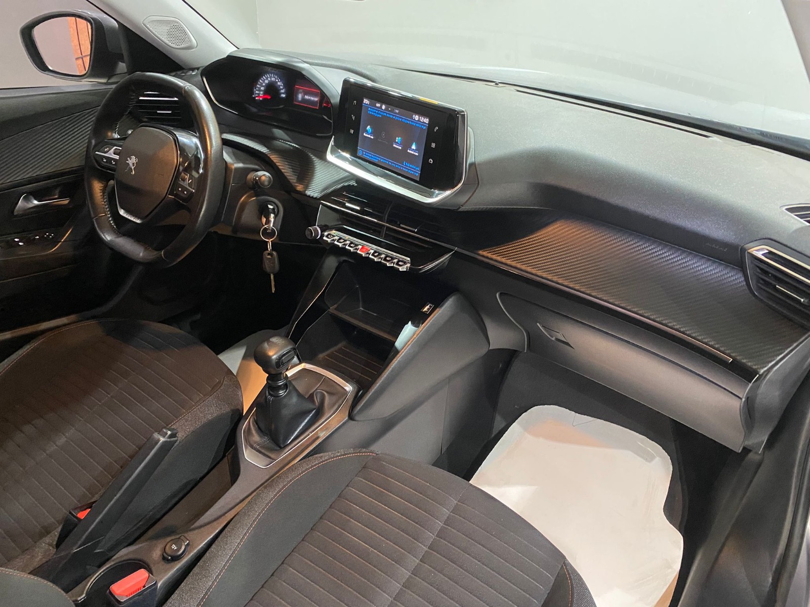 TaksitliOto.Net | 2.El Peugeot 2008 Crossover 1.2 PureTech Active | Manuel & Benzin | Gri | İzmir.2el 2020 Benzin Manuel Peugeot 2008 Gri Gürel Tasarım Aksesuar Otomotiv San. Tic. Ltd. Şti.