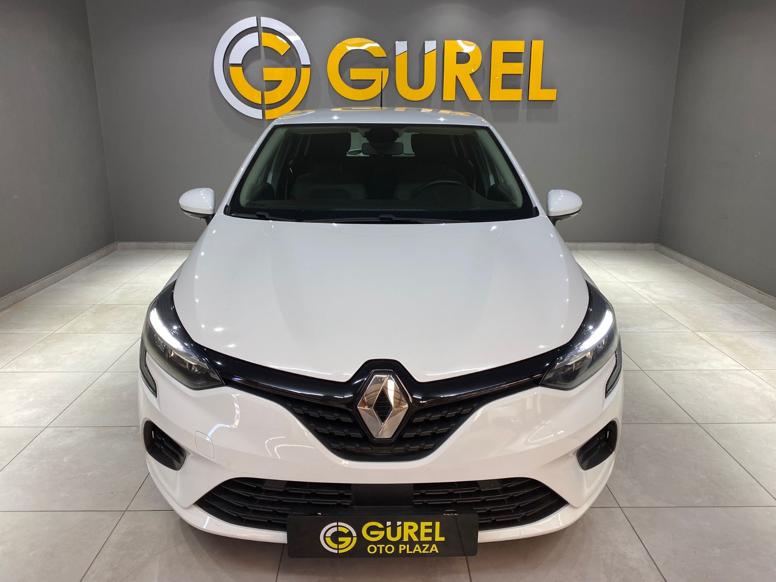 2022 Benzin Otomatik Renault Clio Beyaz Gürel Tasarım Aksesuar Otomotiv San. Tic. Ltd. Şti.