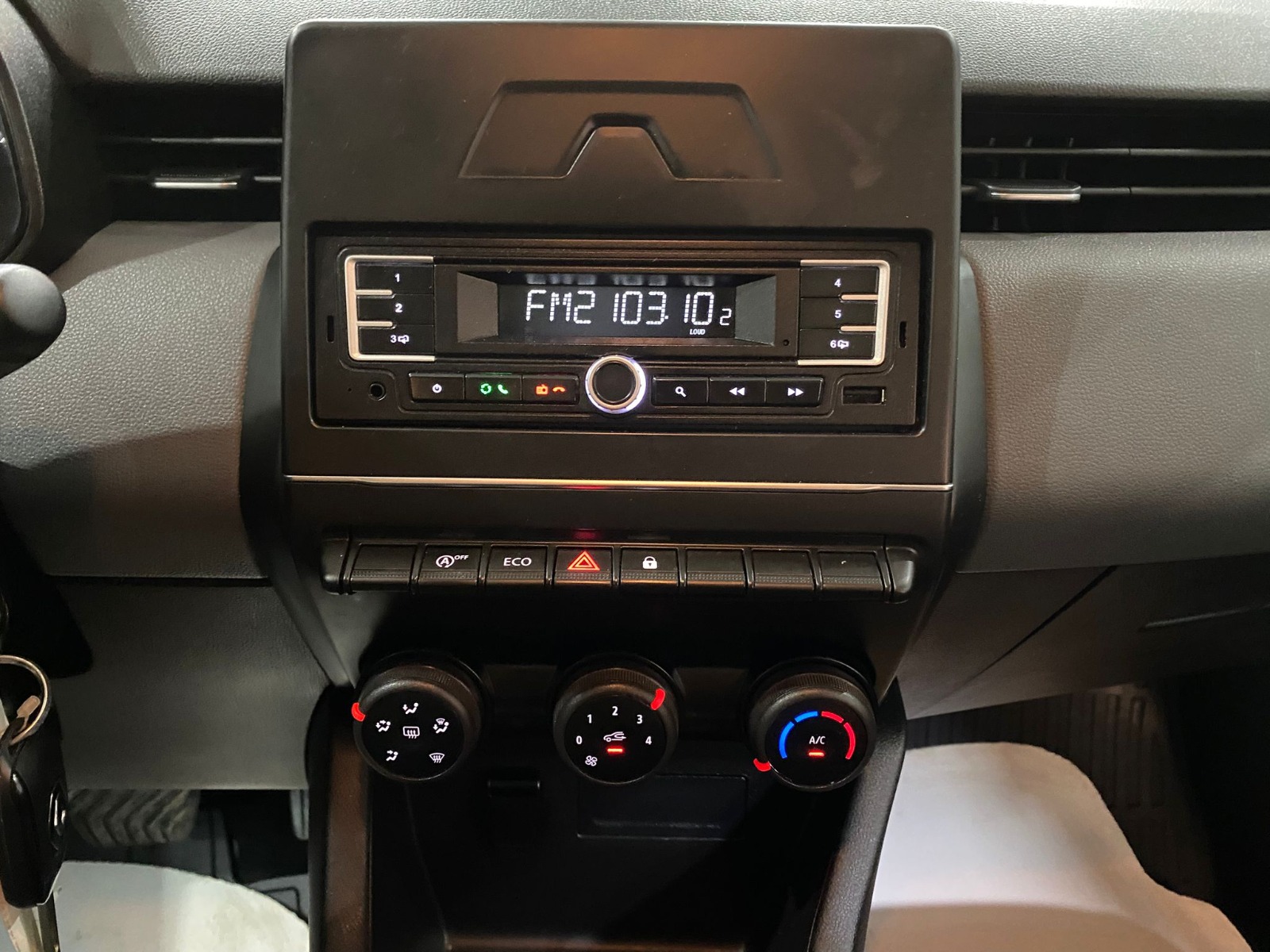 2022 Benzin Otomatik Renault Clio Beyaz Gürel Tasarım Aksesuar Otomotiv San. Tic. Ltd. Şti.