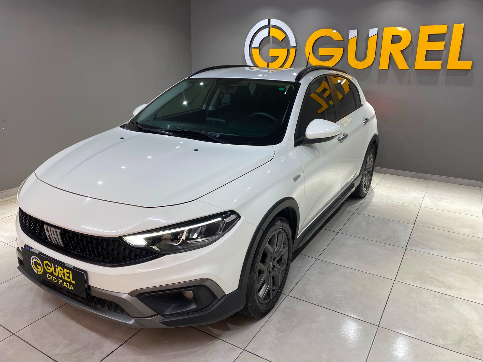 2021 Benzin Manuel Fiat Egea Cross Beyaz Gürel Tasarım Aksesuar Otomotiv San. Tic. Ltd. Şti.