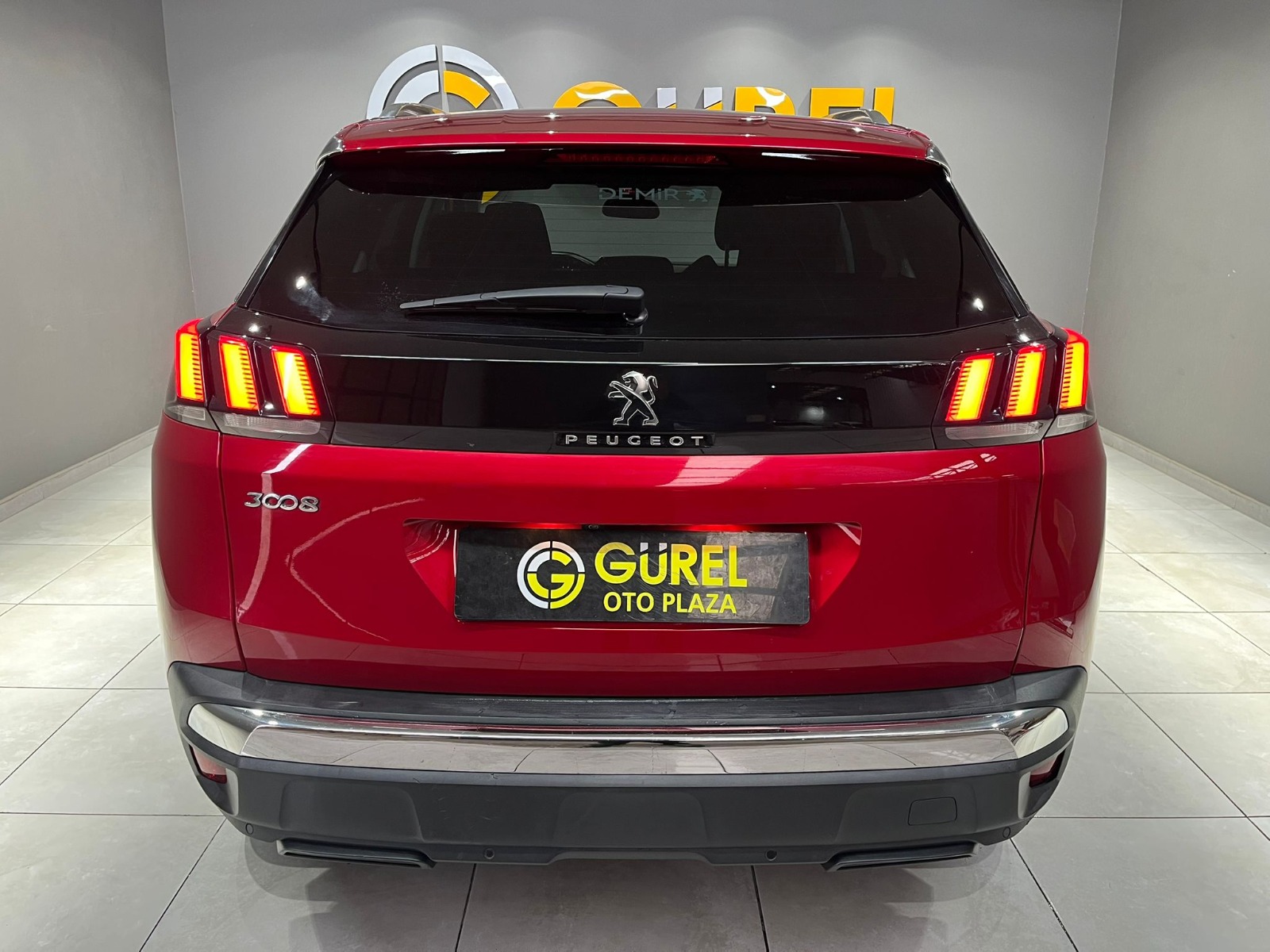 TaksitliOto.Net | 2.El Peugeot 3008 Crossover 1.5 BlueHDI Active Life Sky Pack EAT6 | Otomatik & Dizel | Kırmızı | İzmir.2el 2020 Dizel Otomatik Peugeot 3008 Kırmızı Gürel Tasarım Aksesuar Otomotiv San. Tic. Ltd. Şti.