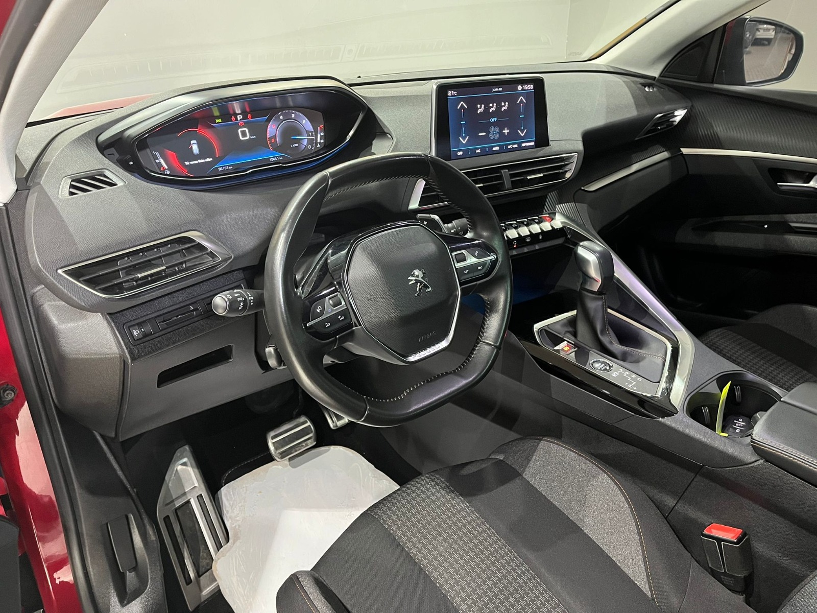 TaksitliOto.Net | 2.El Peugeot 3008 Crossover 1.5 BlueHDI Active Life Sky Pack EAT6 | Otomatik & Dizel | Kırmızı | İzmir.2el 2020 Dizel Otomatik Peugeot 3008 Kırmızı Gürel Tasarım Aksesuar Otomotiv San. Tic. Ltd. Şti.