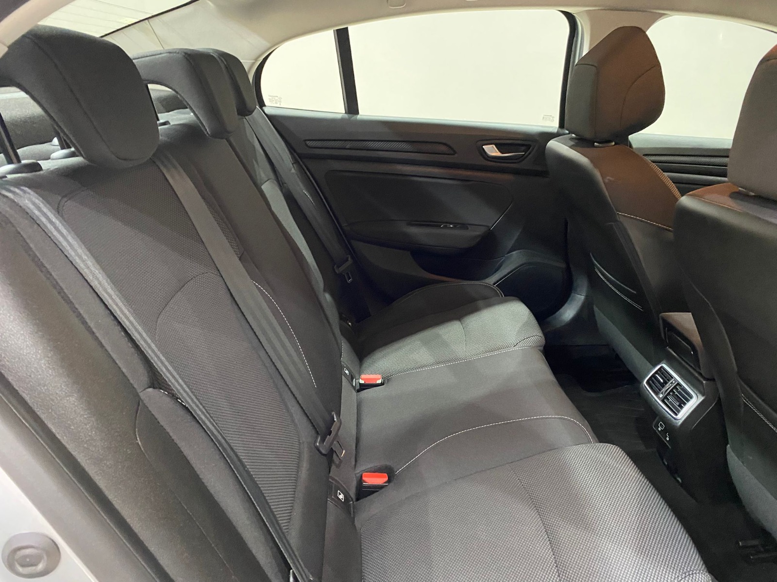 2023 Benzin Otomatik Renault Megane Gri Gürel Tasarım Aksesuar Otomotiv San. Tic. Ltd. Şti.
