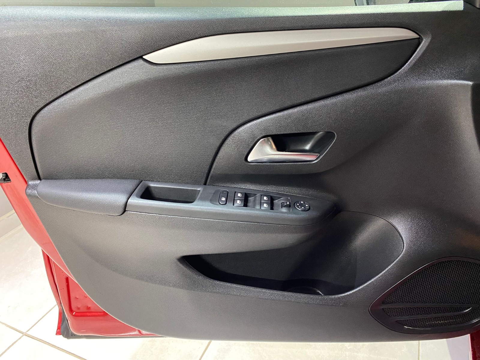2024 Benzin Otomatik Opel Corsa Kırmızı Gürel Tasarım Aksesuar Otomotiv San. Tic. Ltd. Şti.