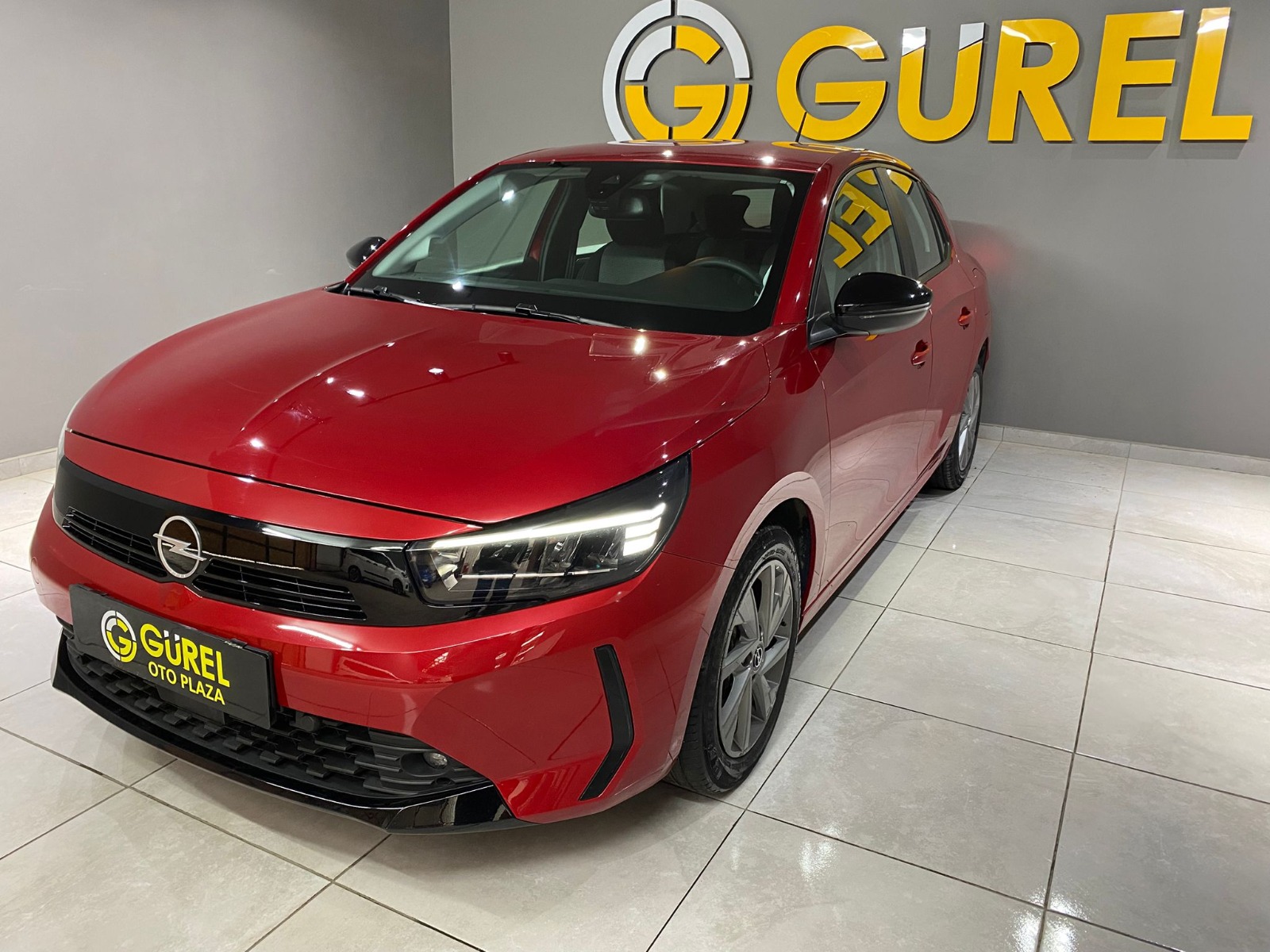2024 Benzin Otomatik Opel Corsa Kırmızı Gürel Tasarım Aksesuar Otomotiv San. Tic. Ltd. Şti.