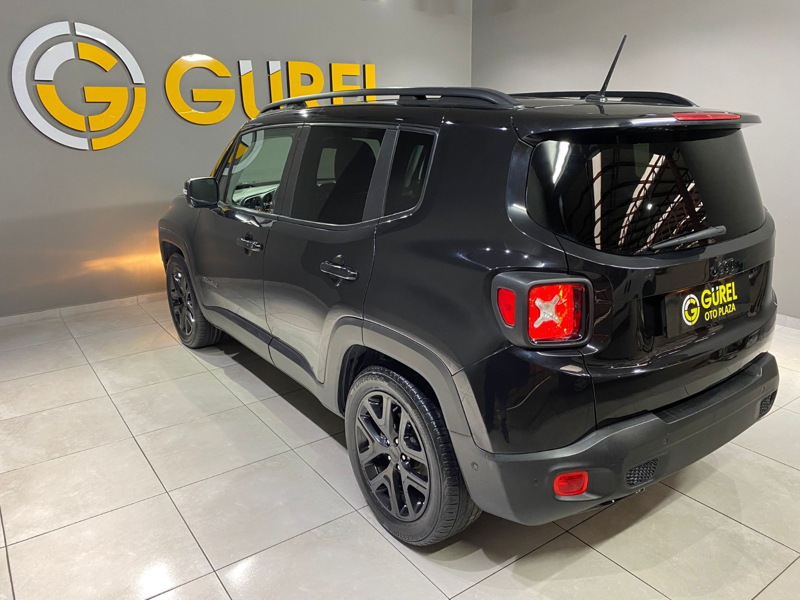 2017 Benzin Otomatik Jeep Renegade Siyah Gürel Tasarım Aksesuar Otomotiv San. Tic. Ltd. Şti.