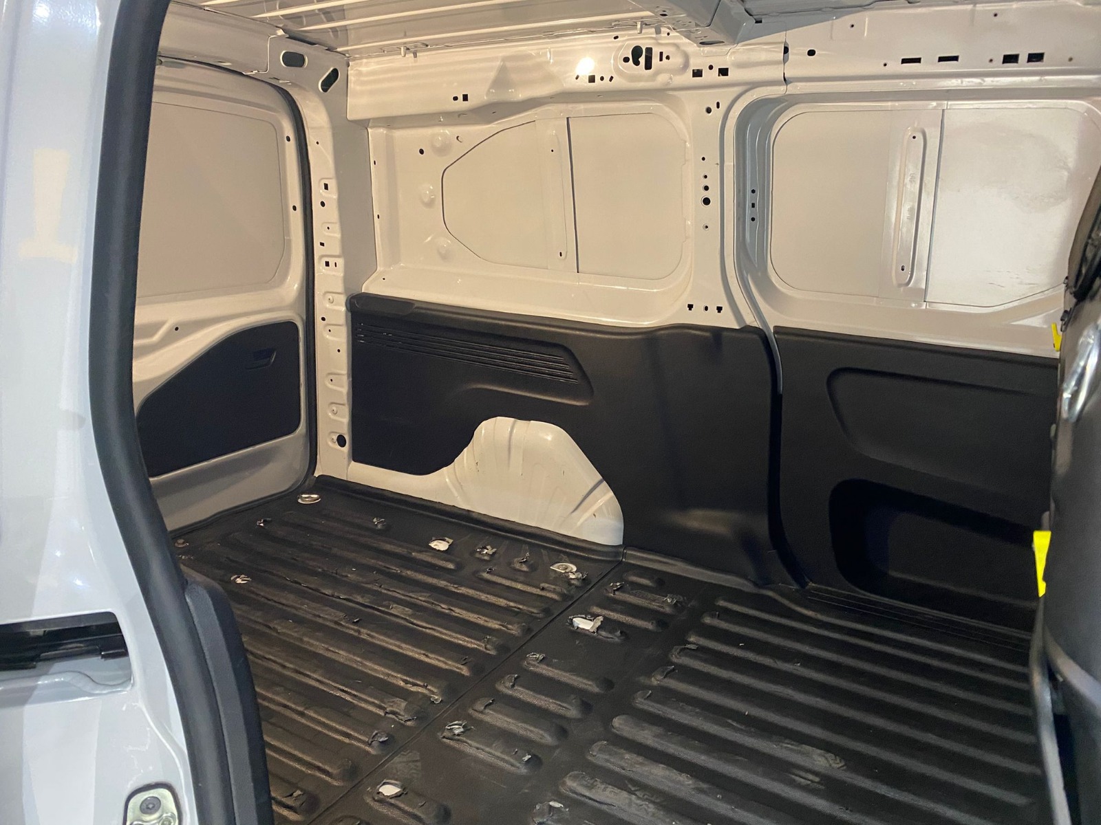 2024 Dizel Otomatik Citroen Berlingo Beyaz Gürel Tasarım Aksesuar Otomotiv San. Tic. Ltd. Şti.