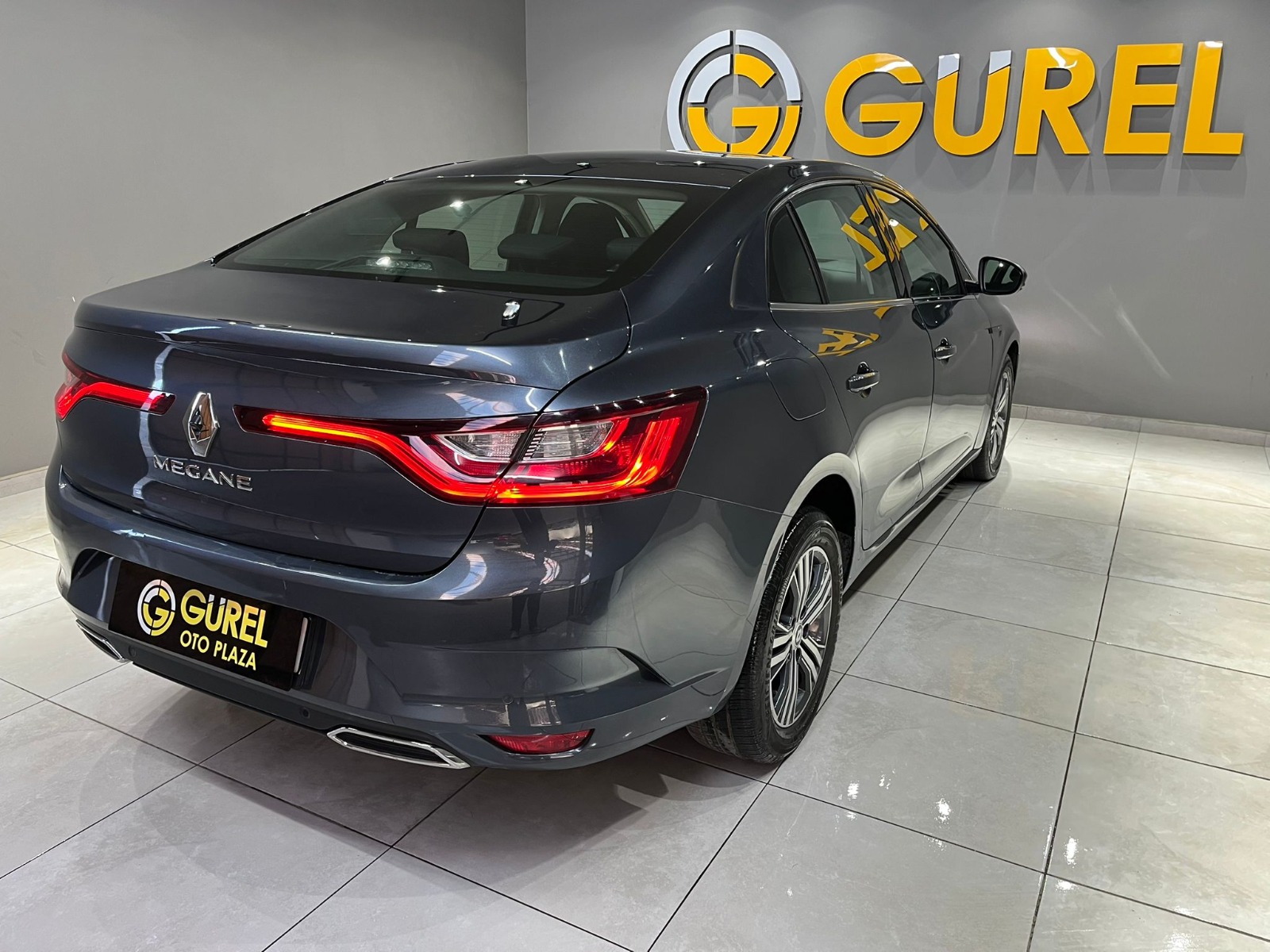2023 Benzin Otomatik Renault Megane Gri Gürel Tasarım Aksesuar Otomotiv San. Tic. Ltd. Şti.