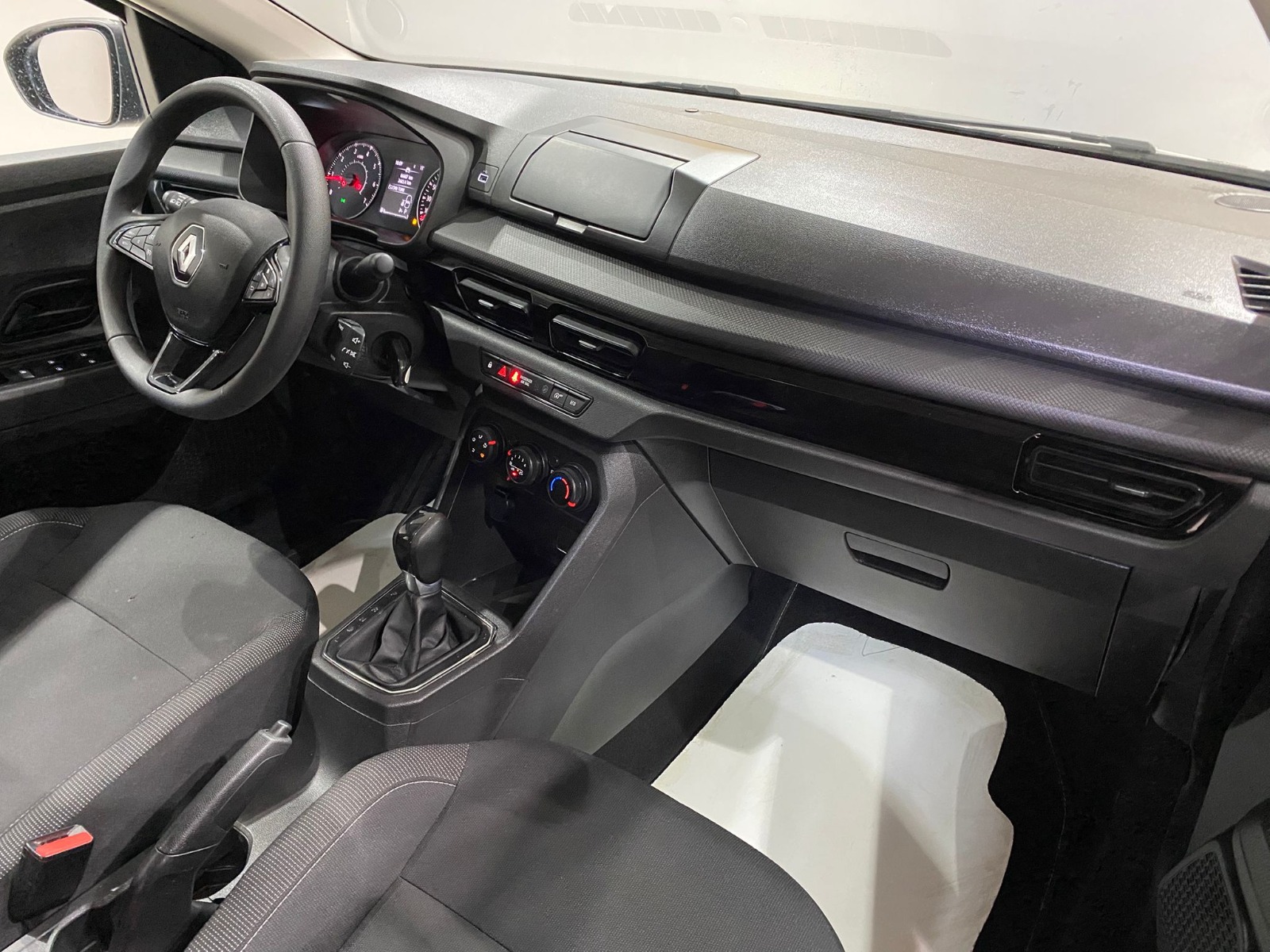 2023 Benzin Otomatik Renault Taliant Gri Gürel Tasarım Aksesuar Otomotiv San. Tic. Ltd. Şti.