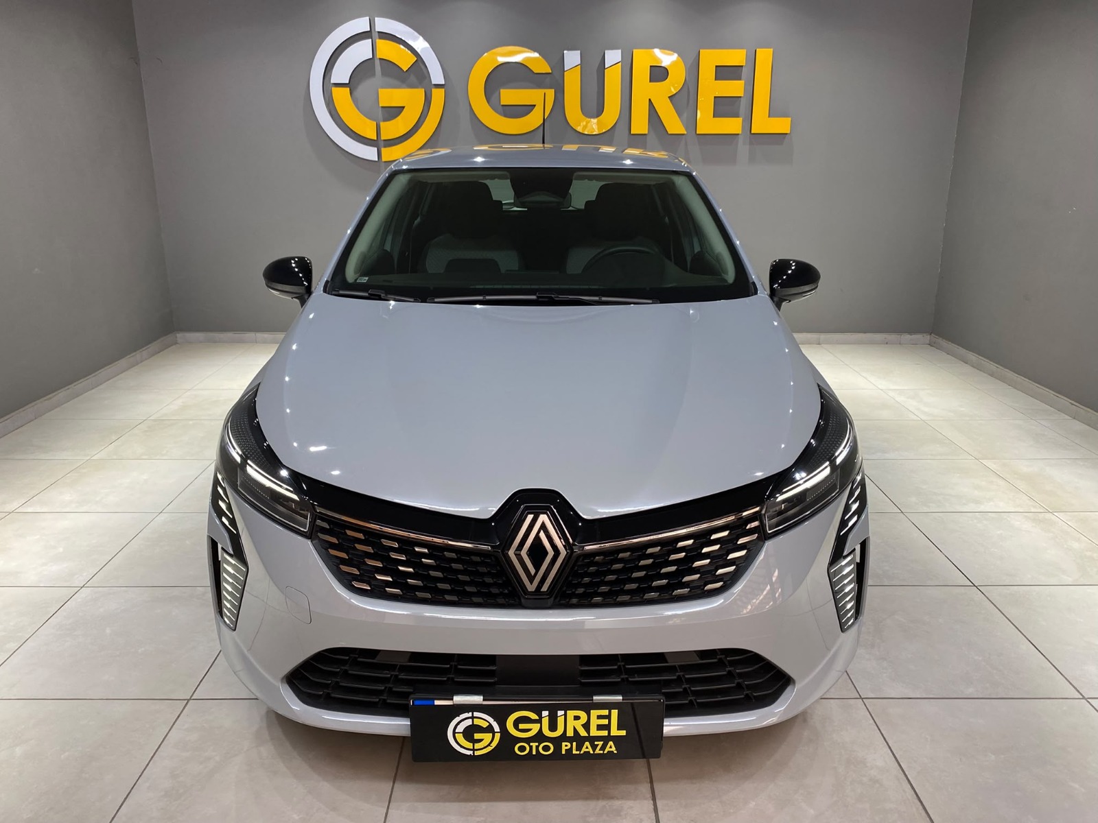2026 Benzin Otomatik Renault Clio Gri Gürel Tasarım Aksesuar Otomotiv San. Tic. Ltd. Şti.