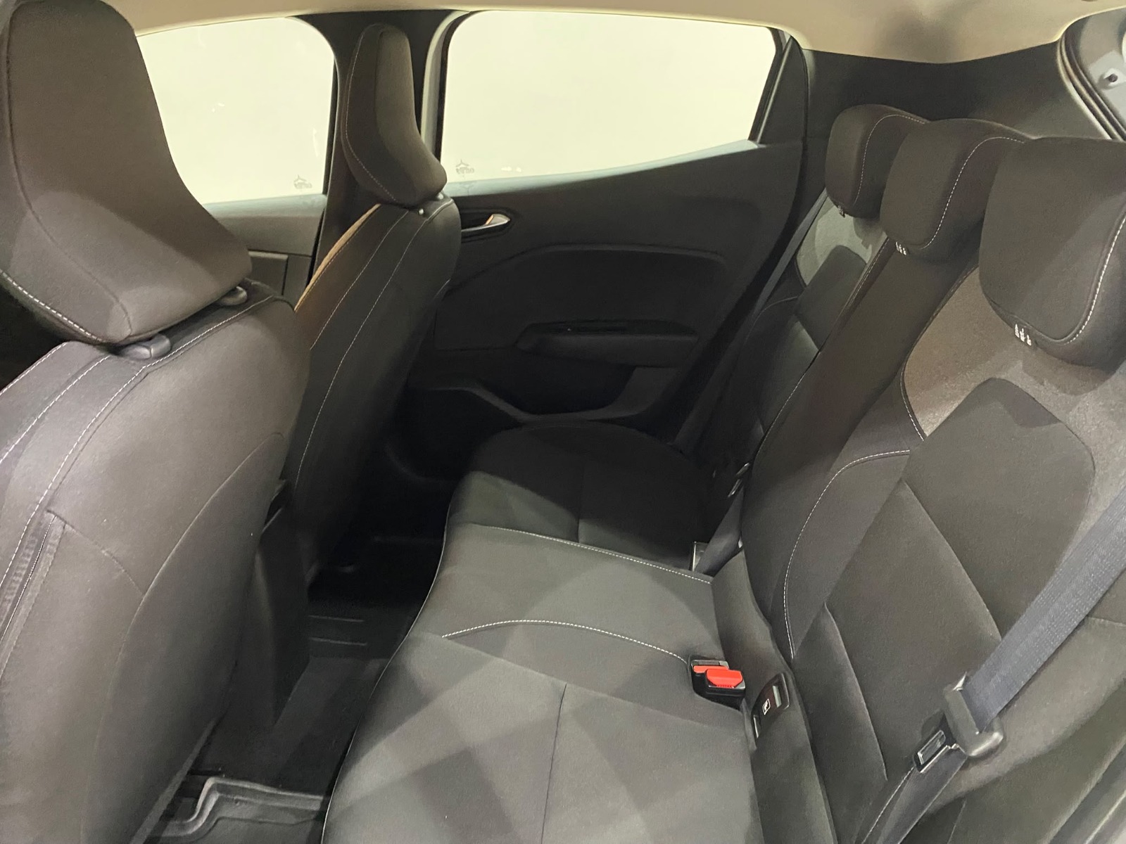 2026 Benzin Otomatik Renault Clio Gri Gürel Tasarım Aksesuar Otomotiv San. Tic. Ltd. Şti.