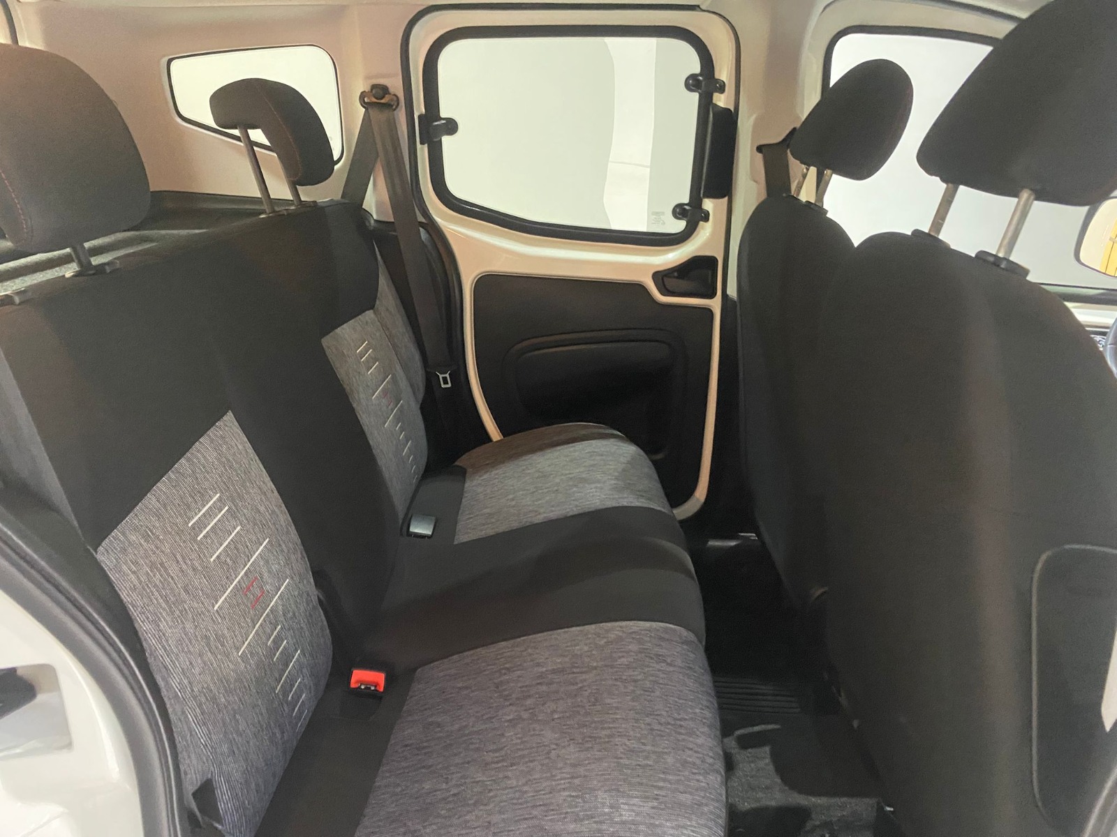 2021 Benzin Manuel Fiat Fiorino Beyaz Gürel Tasarım Aksesuar Otomotiv San. Tic. Ltd. Şti.