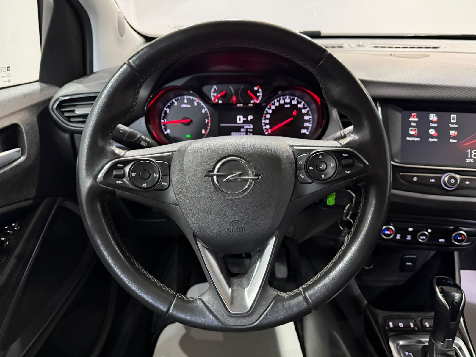 2024 Benzin Otomatik Opel Crossland Gri Gürel Tasarım Aksesuar Otomotiv San. Tic. Ltd. Şti.