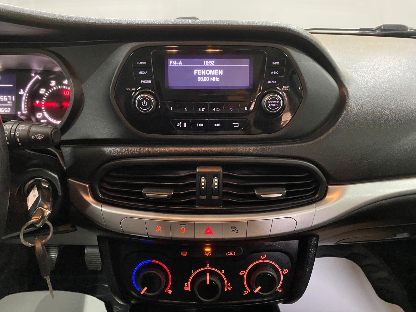 2020 Benzin Manuel Fiat Egea Beyaz Gürel Tasarım Aksesuar Otomotiv San. Tic. Ltd. Şti.