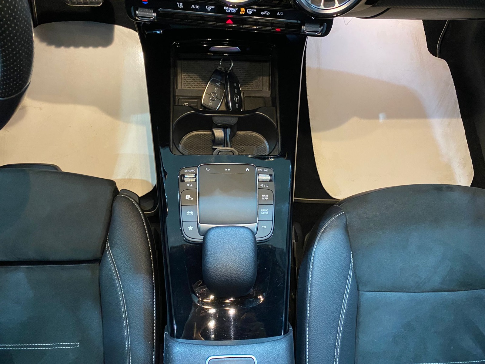 2022 Benzin Otomatik Mercedes-Benz CLA Gri Gürel Tasarım Aksesuar Otomotiv San. Tic. Ltd. Şti.