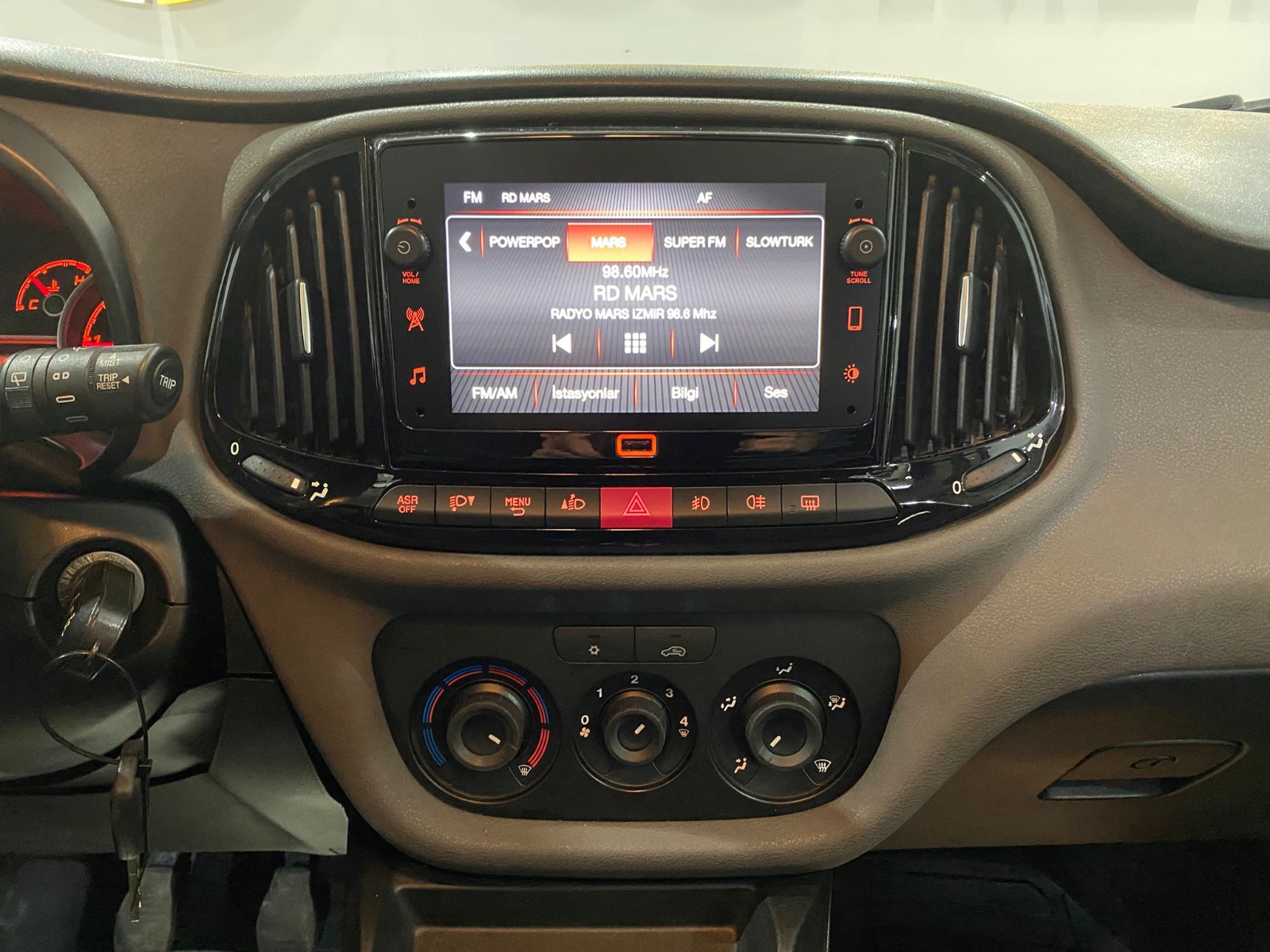 2021 Dizel Manuel Fiat Doblo Beyaz Gürel Tasarım Aksesuar Otomotiv San. Tic. Ltd. Şti.