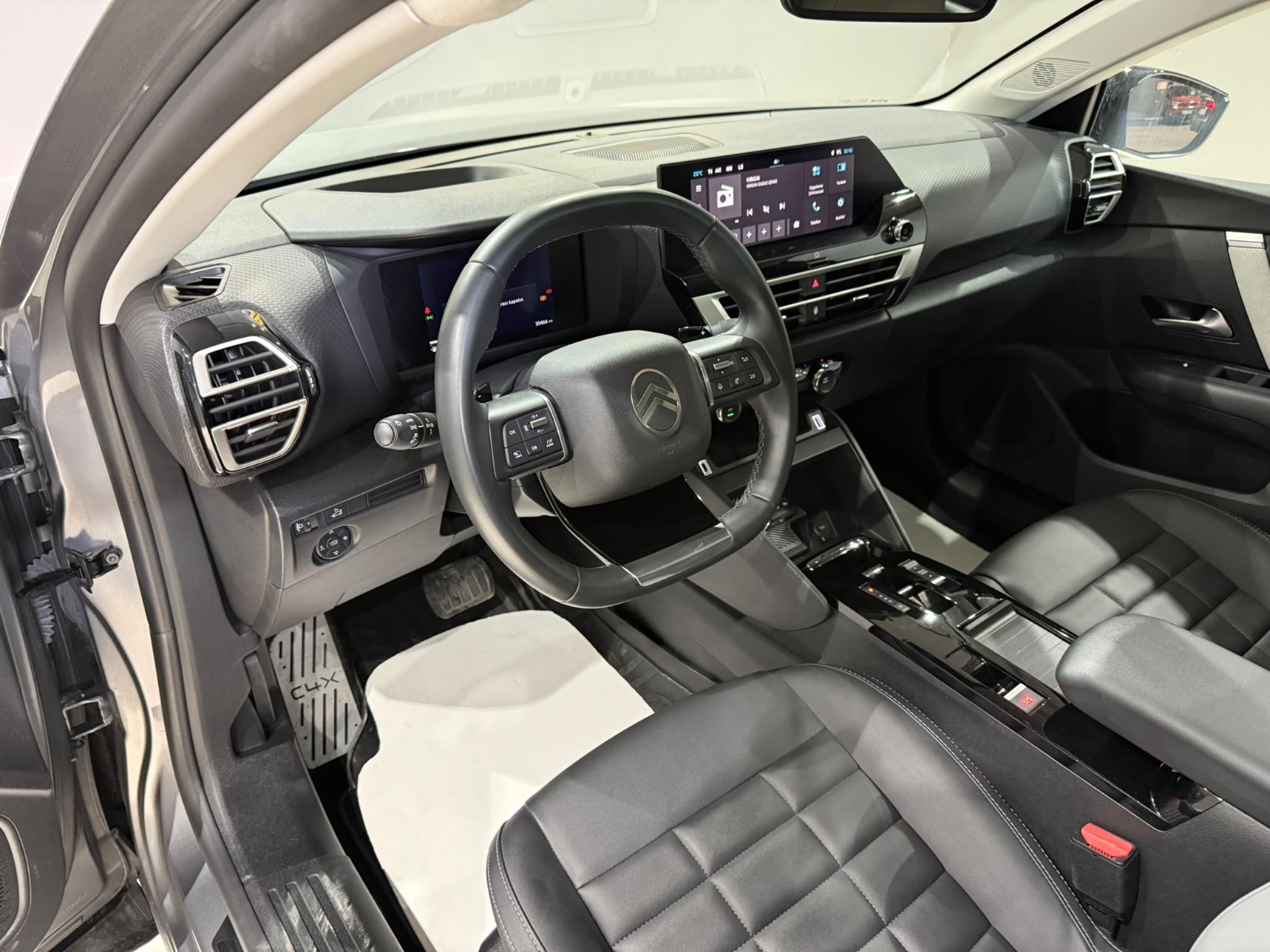 2025 Benzin Otomatik Citroen C4 X Gri Gürel Tasarım Aksesuar Otomotiv San. Tic. Ltd. Şti.