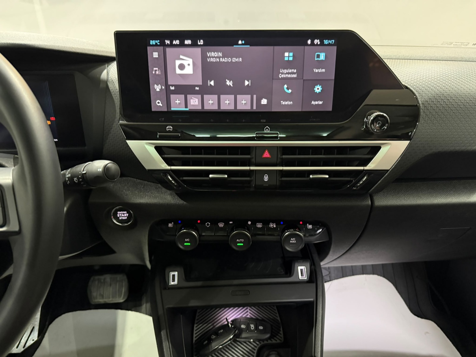 2025 Benzin Otomatik Citroen C4 X Gri Gürel Tasarım Aksesuar Otomotiv San. Tic. Ltd. Şti.