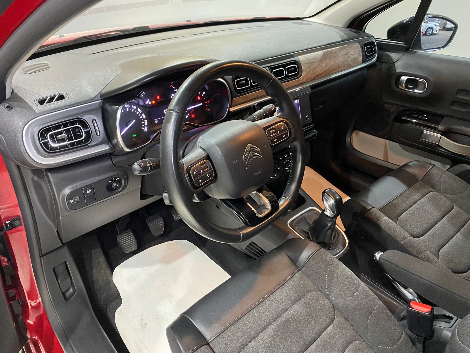 2020 Benzin Manuel Citroen C3 Kırmızı Gürel Tasarım Aksesuar Otomotiv San. Tic. Ltd. Şti.