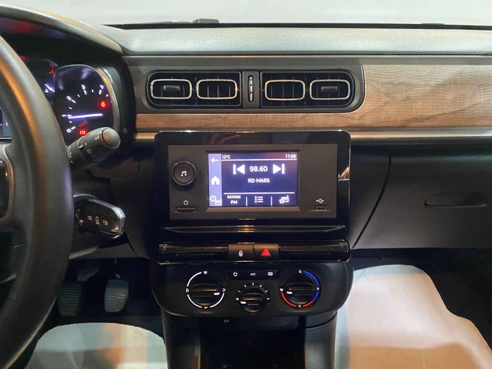 2020 Benzin Manuel Citroen C3 Kırmızı Gürel Tasarım Aksesuar Otomotiv San. Tic. Ltd. Şti.