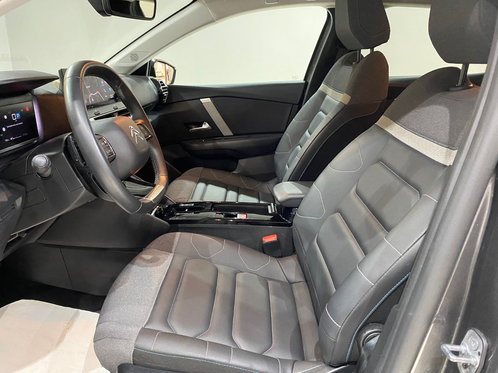2024 Benzin Otomatik Citroen C4 Gri Gürel Tasarım Aksesuar Otomotiv San. Tic. Ltd. Şti.