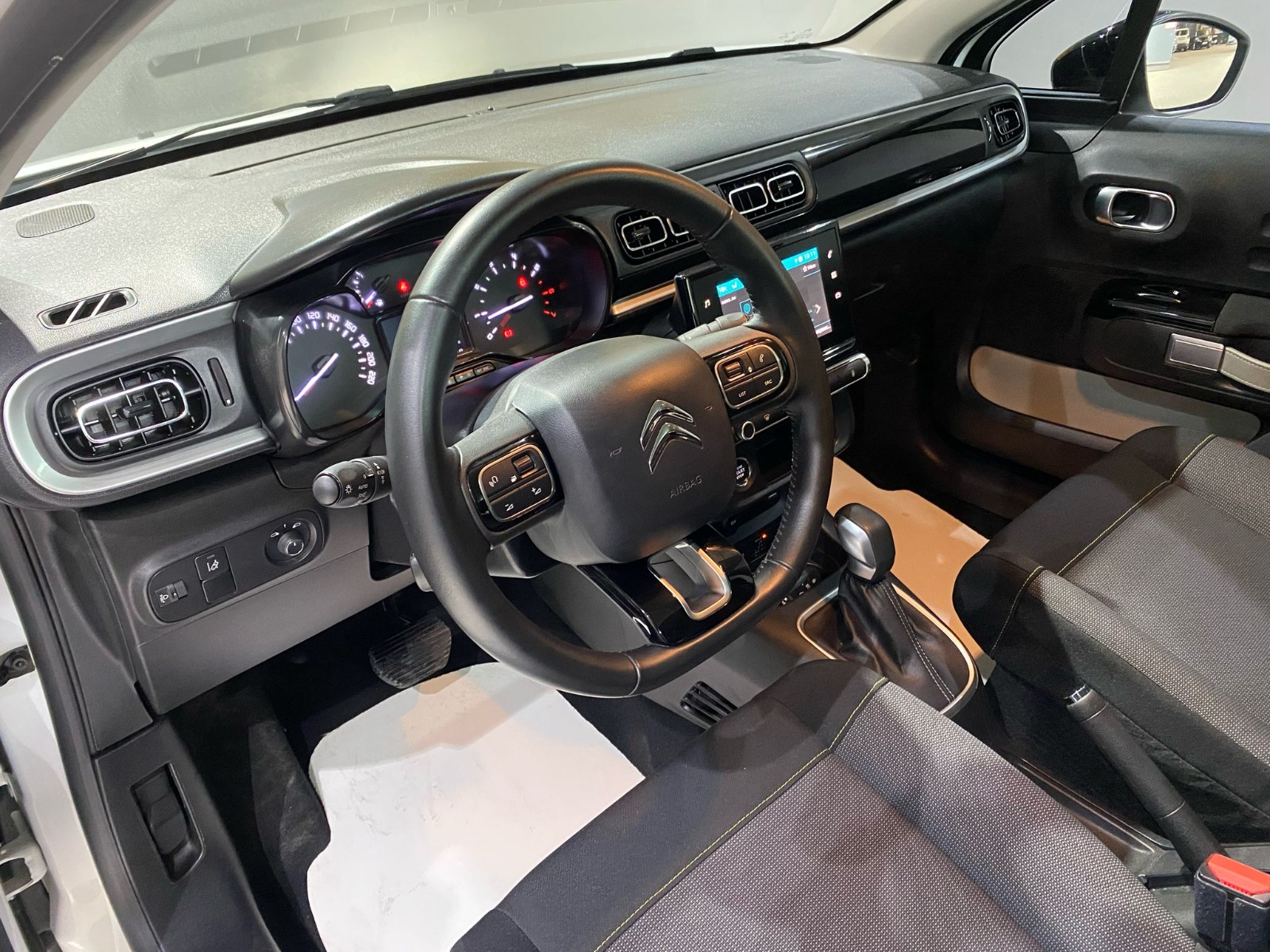 2020 Benzin Otomatik Citroen C3 Beyaz Gürel Tasarım Aksesuar Otomotiv San. Tic. Ltd. Şti.