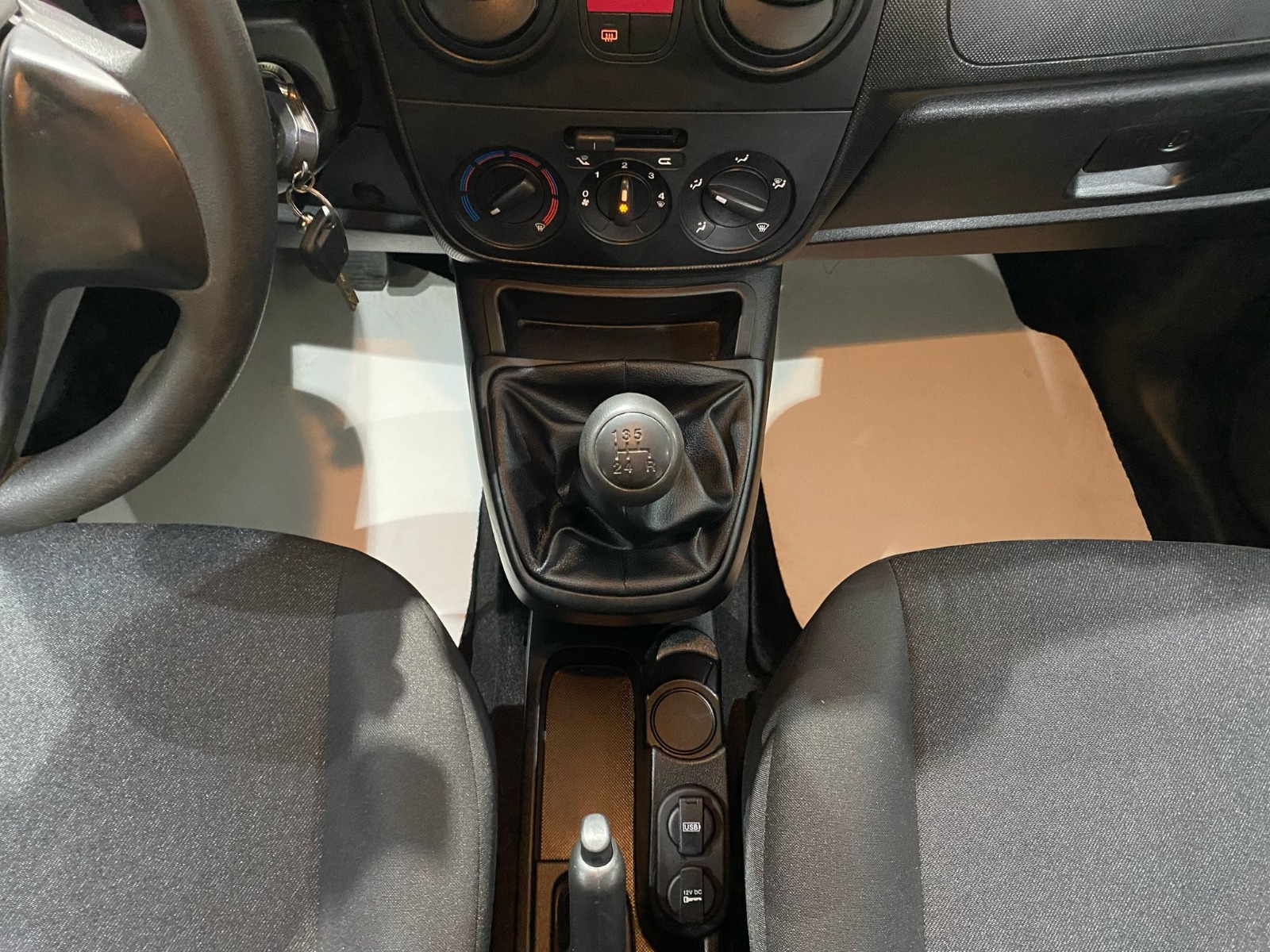 2021 Benzin + LPG Manuel Fiat Fiorino Beyaz Gürel Tasarım Aksesuar Otomotiv San. Tic. Ltd. Şti.