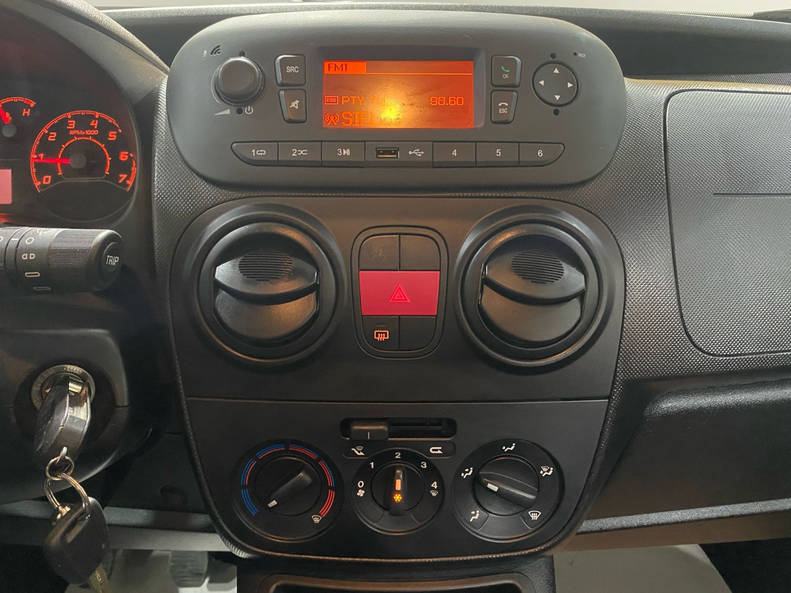 2021 Benzin + LPG Manuel Fiat Fiorino Beyaz Gürel Tasarım Aksesuar Otomotiv San. Tic. Ltd. Şti.