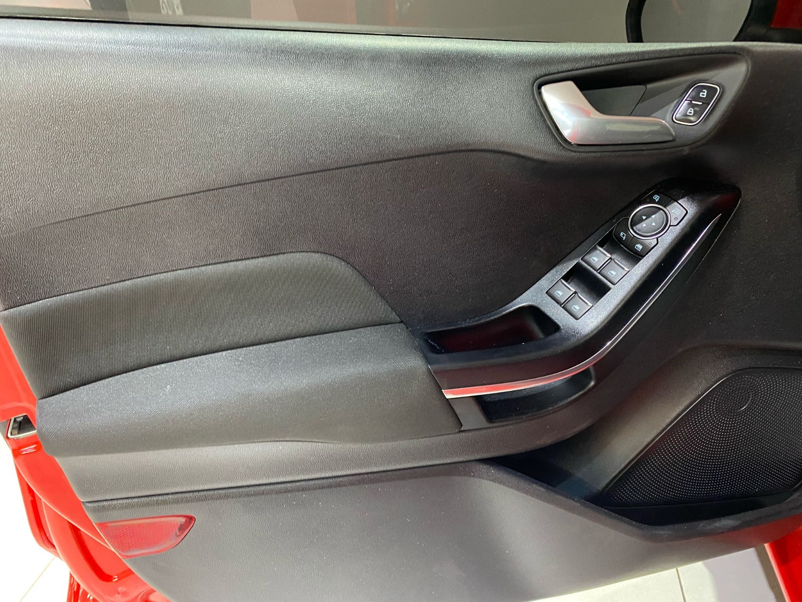 2018 Benzin Manuel Ford Fiesta Kırmızı Gürel Tasarım Aksesuar Otomotiv San. Tic. Ltd. Şti.