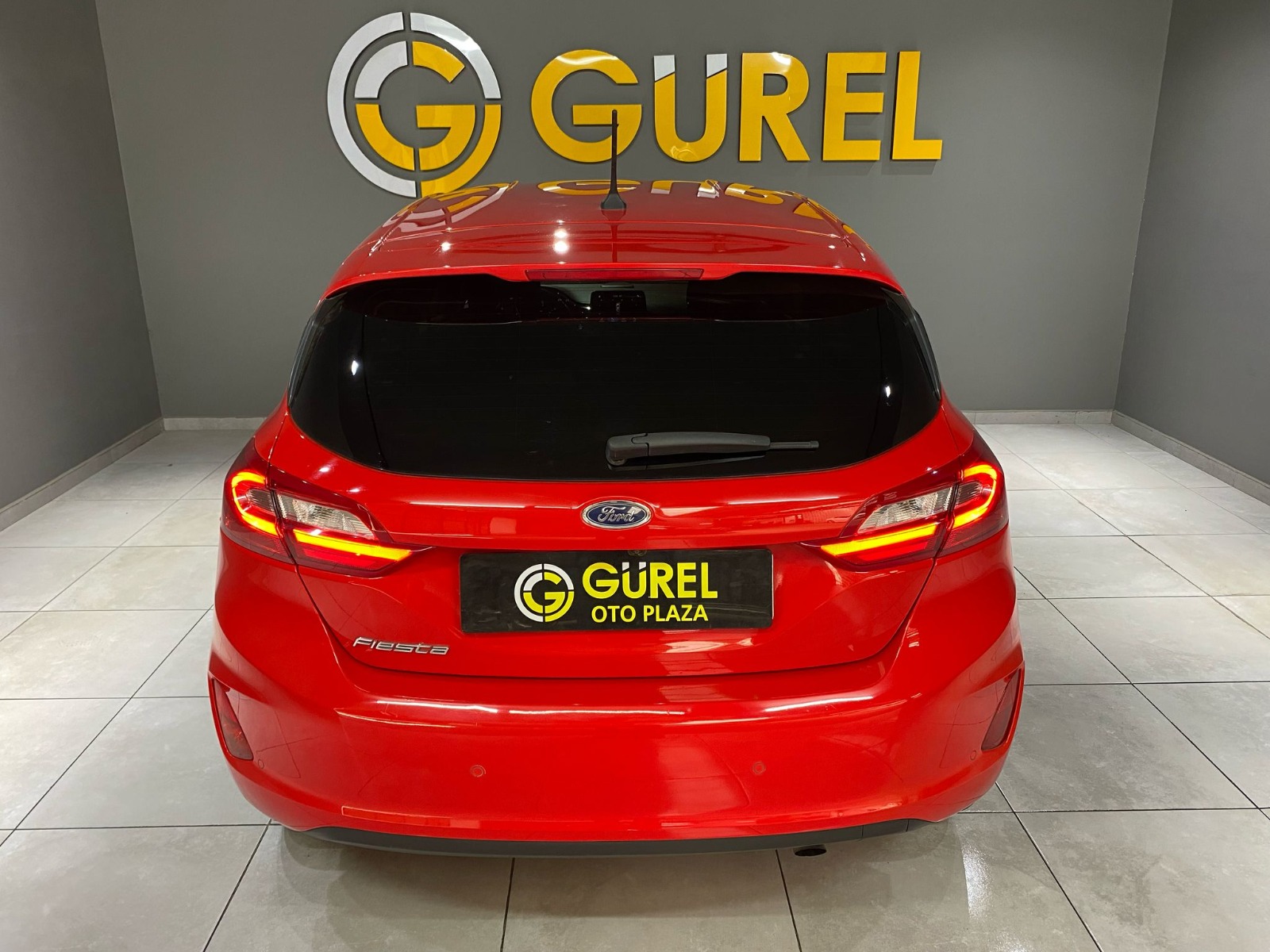 2018 Benzin Manuel Ford Fiesta Kırmızı Gürel Tasarım Aksesuar Otomotiv San. Tic. Ltd. Şti.