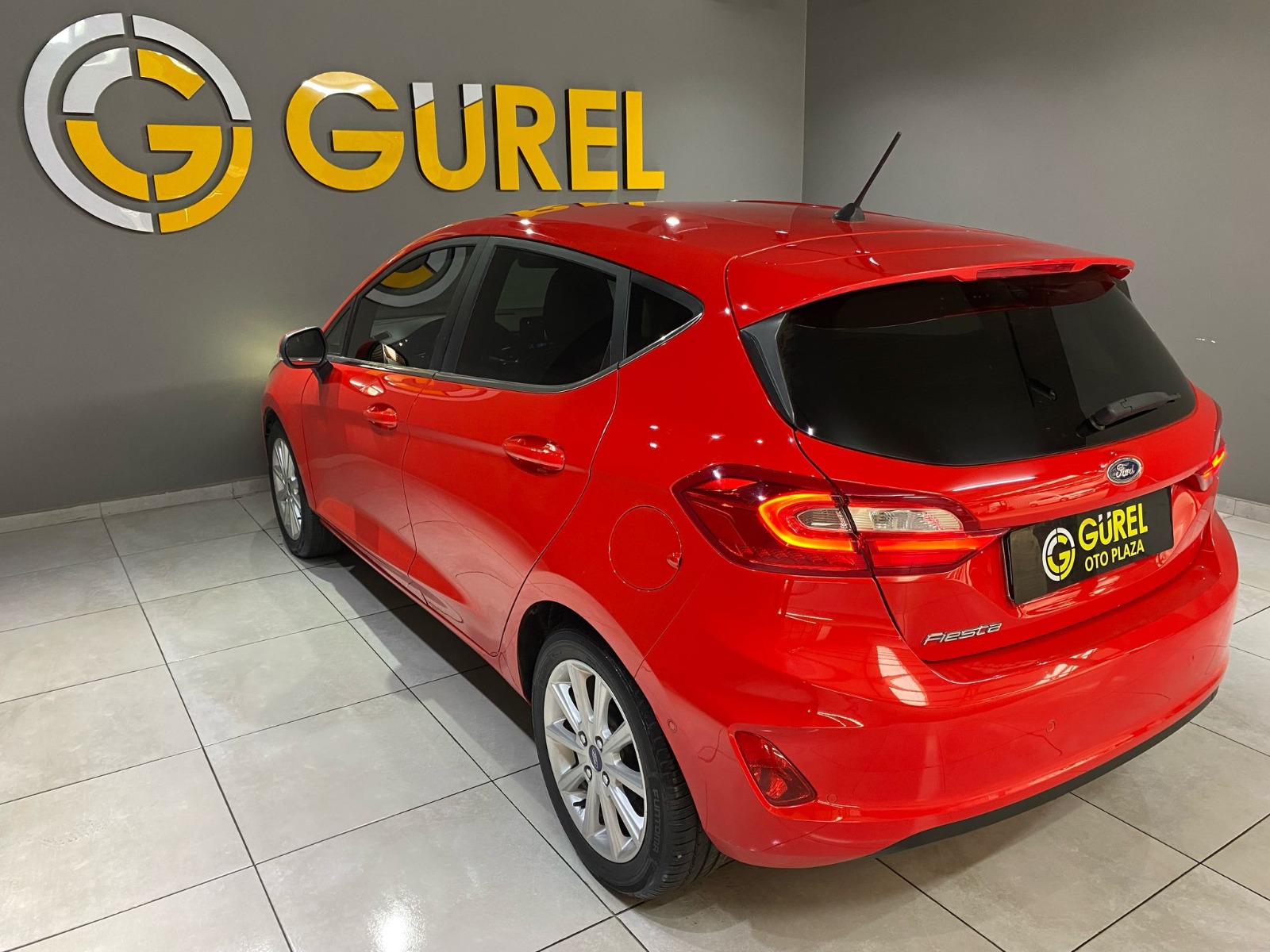 2018 Benzin Manuel Ford Fiesta Kırmızı Gürel Tasarım Aksesuar Otomotiv San. Tic. Ltd. Şti.