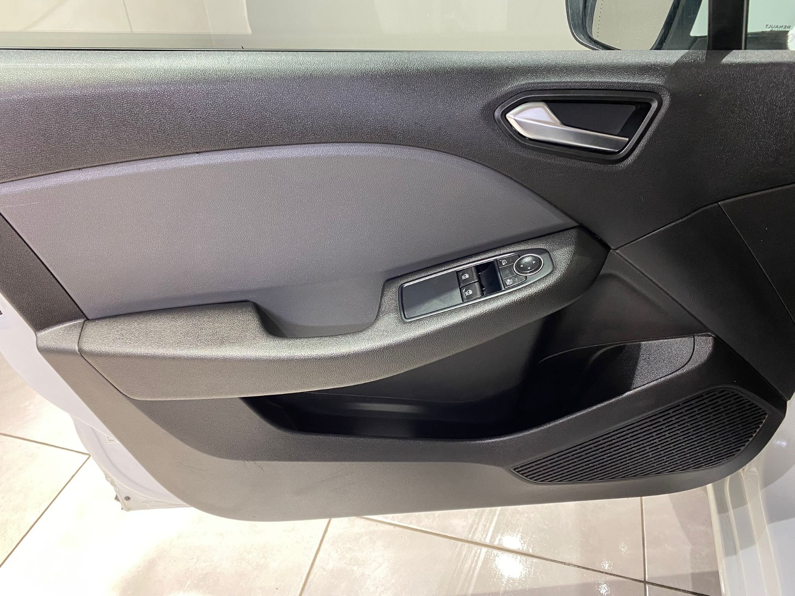 2021 Benzin Otomatik Renault Clio Beyaz Gürel Tasarım Aksesuar Otomotiv San. Tic. Ltd. Şti.