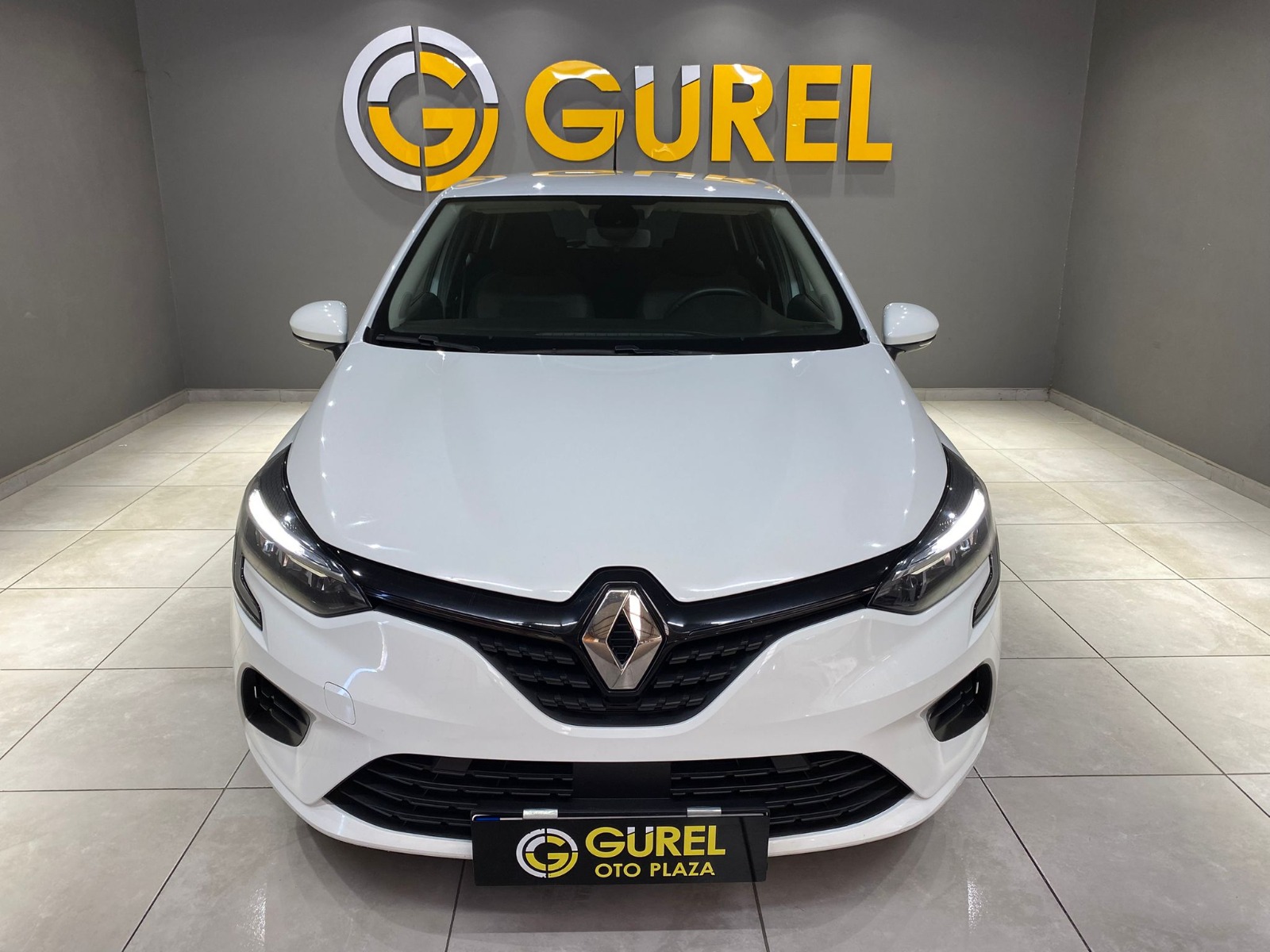 2021 Benzin Otomatik Renault Clio Beyaz Gürel Tasarım Aksesuar Otomotiv San. Tic. Ltd. Şti.