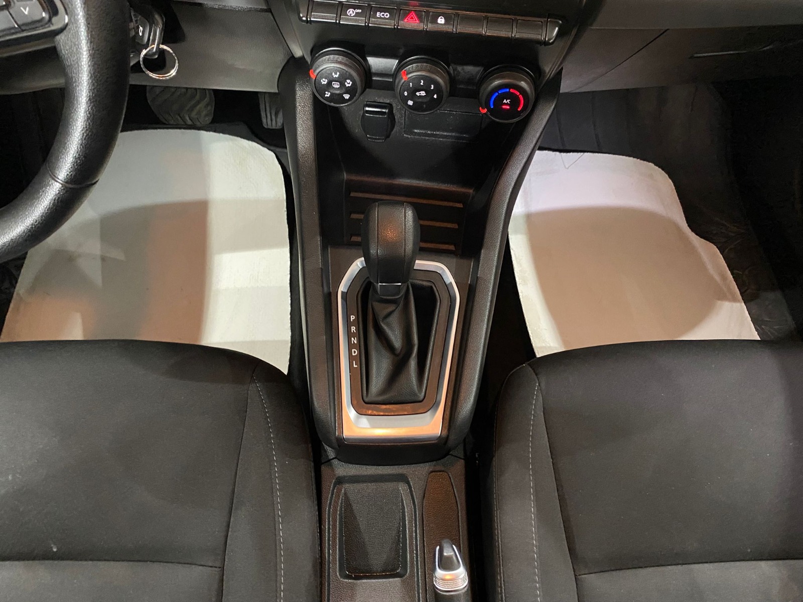 2021 Benzin Otomatik Renault Clio Beyaz Gürel Tasarım Aksesuar Otomotiv San. Tic. Ltd. Şti.