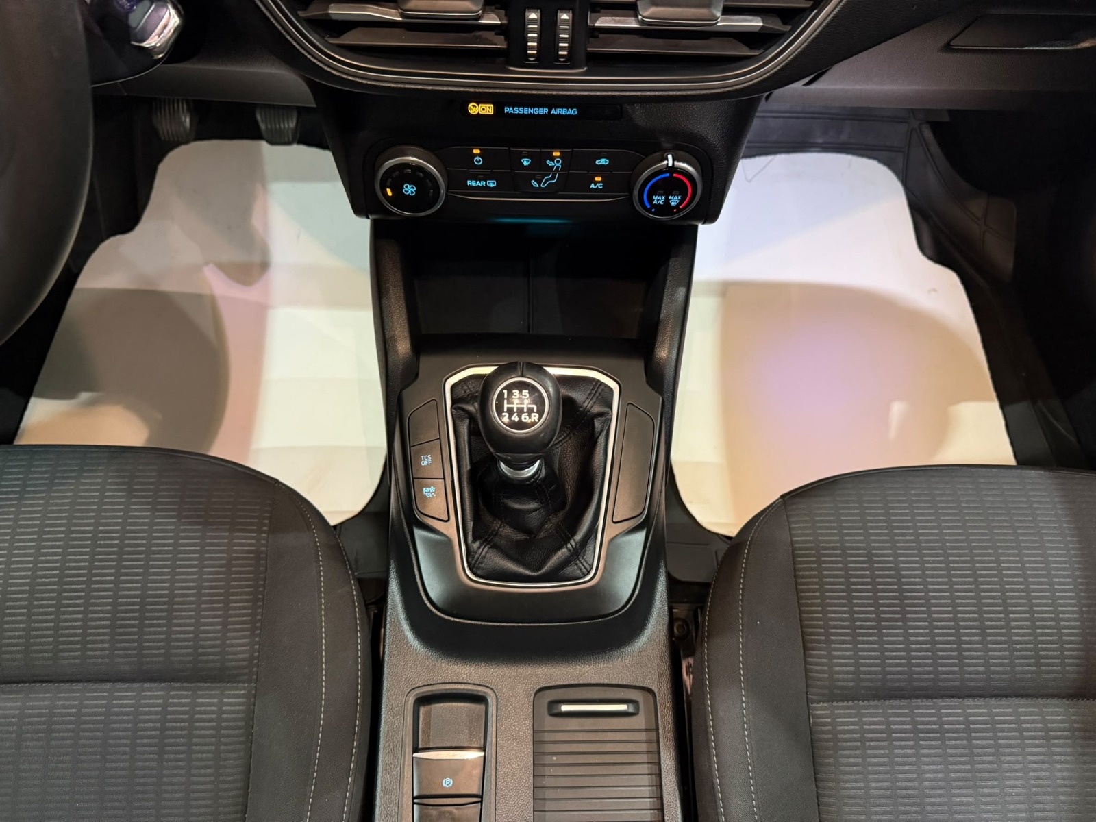 2020 Benzin Manuel Ford Focus Beyaz Gürel Tasarım Aksesuar Otomotiv San. Tic. Ltd. Şti.