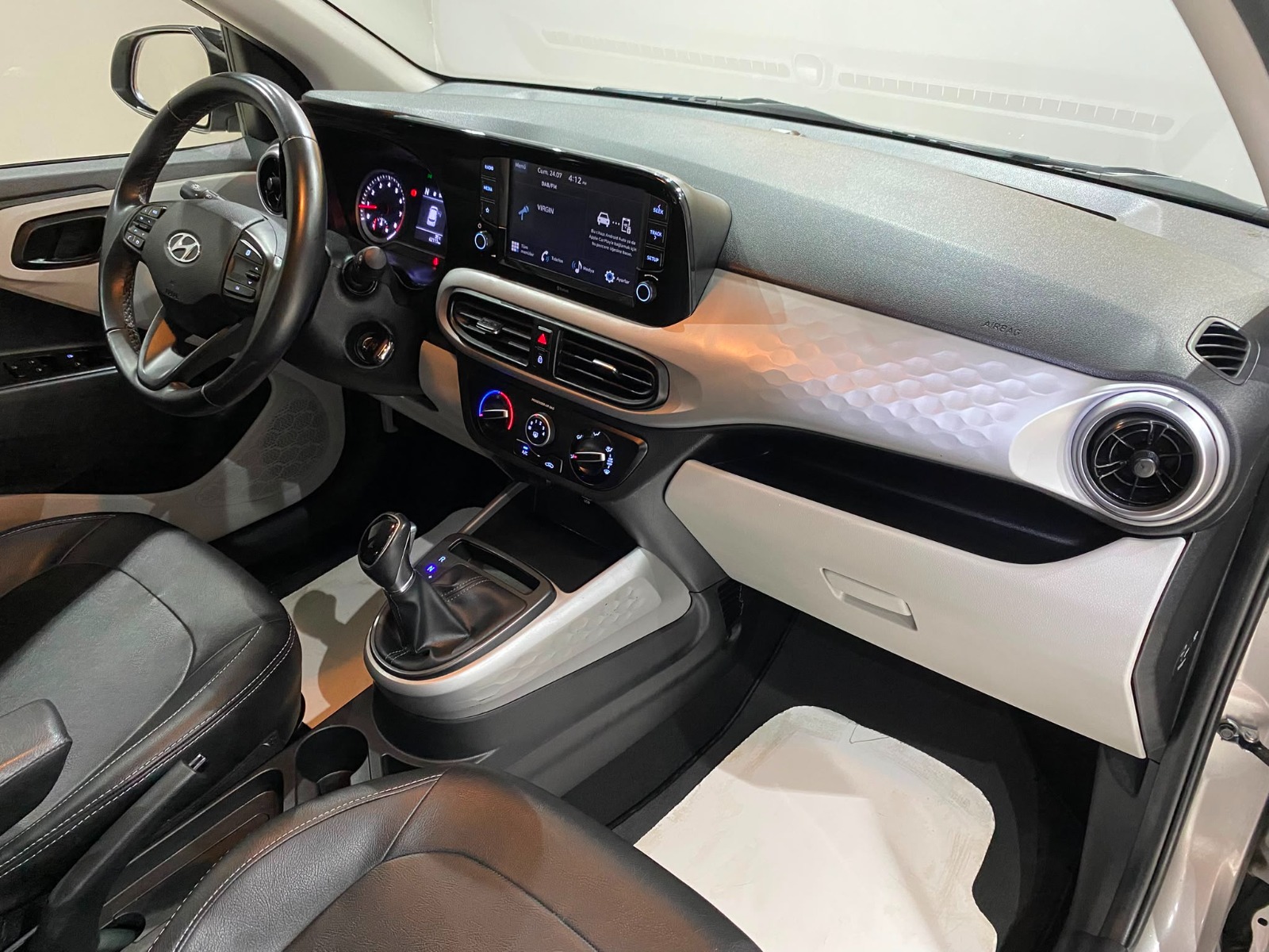 2022 Benzin Otomatik Hyundai i10 Gri Gürel Tasarım Aksesuar Otomotiv San. Tic. Ltd. Şti.
