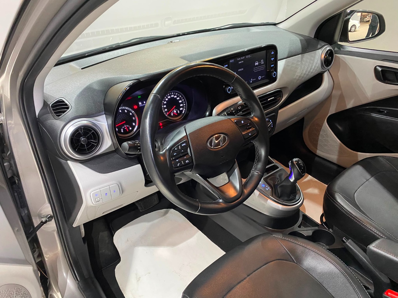 2022 Benzin Otomatik Hyundai i10 Gri Gürel Tasarım Aksesuar Otomotiv San. Tic. Ltd. Şti.