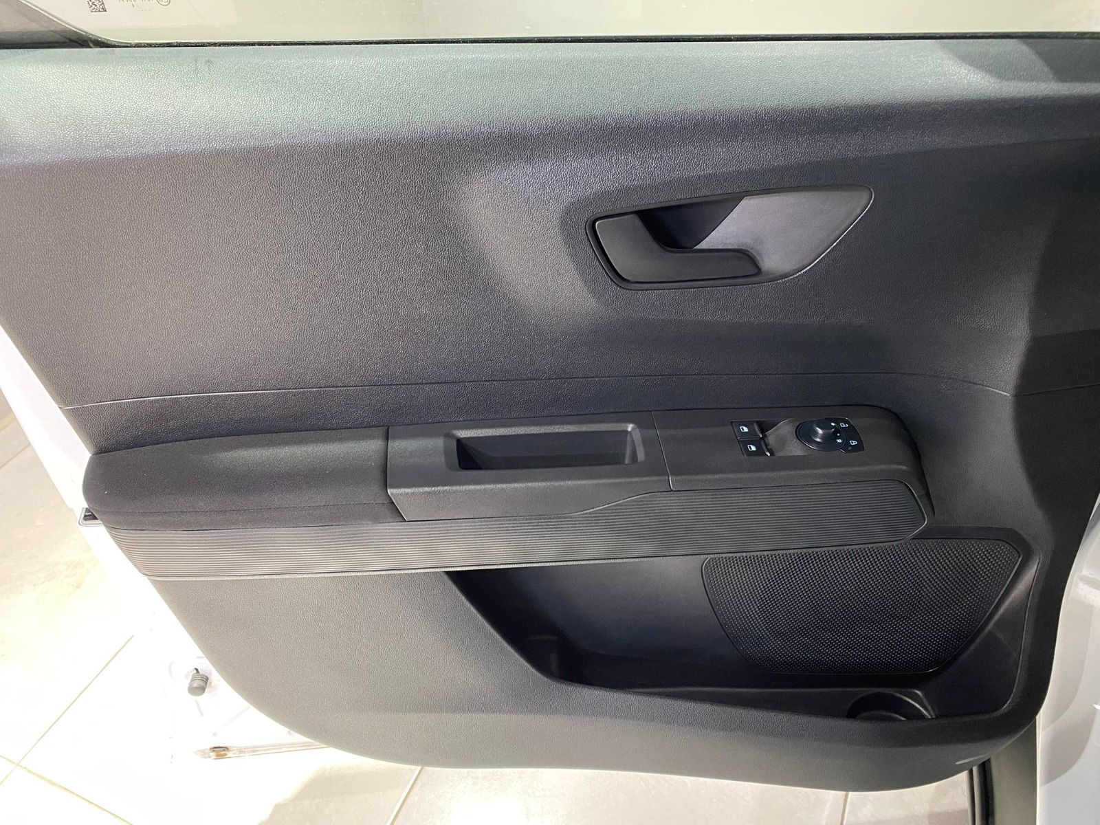 2024 Dizel Manuel Ford Tourneo Courier Beyaz Gürel Tasarım Aksesuar Otomotiv San. Tic. Ltd. Şti.