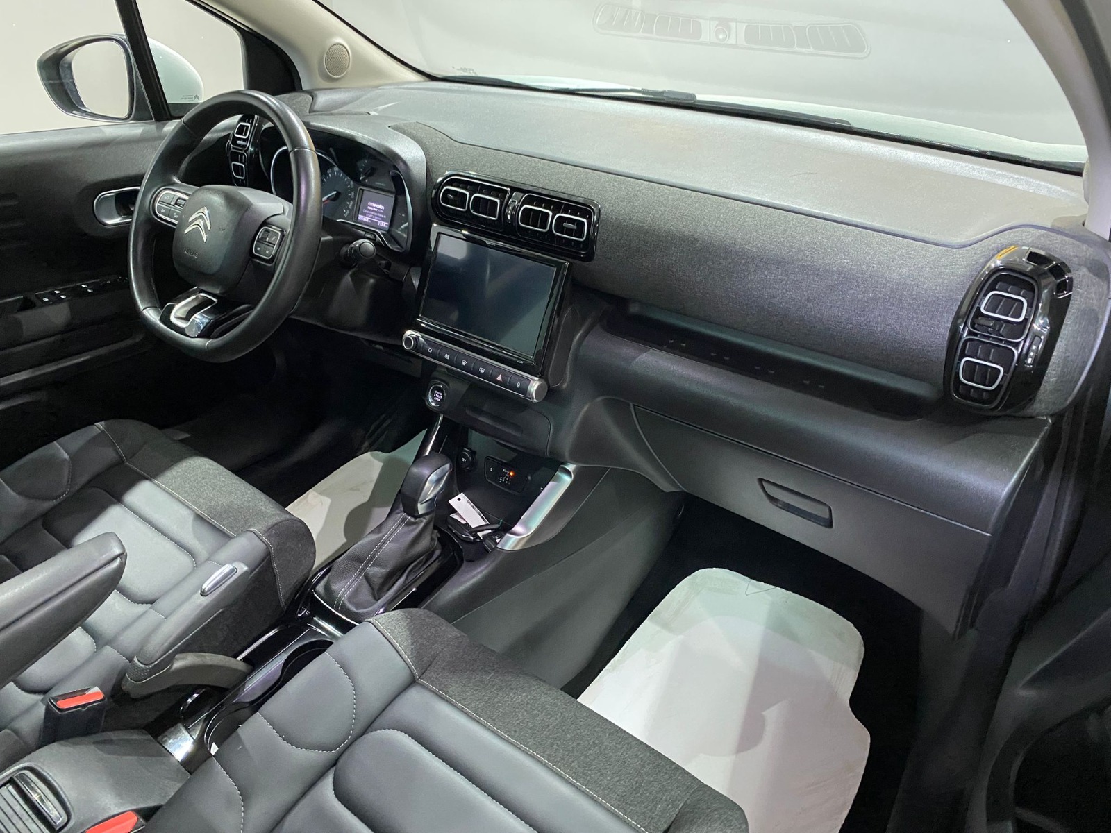 2023 Benzin Otomatik Citroen C3 AirCross Gri Gürel Tasarım Aksesuar Otomotiv San. Tic. Ltd. Şti.