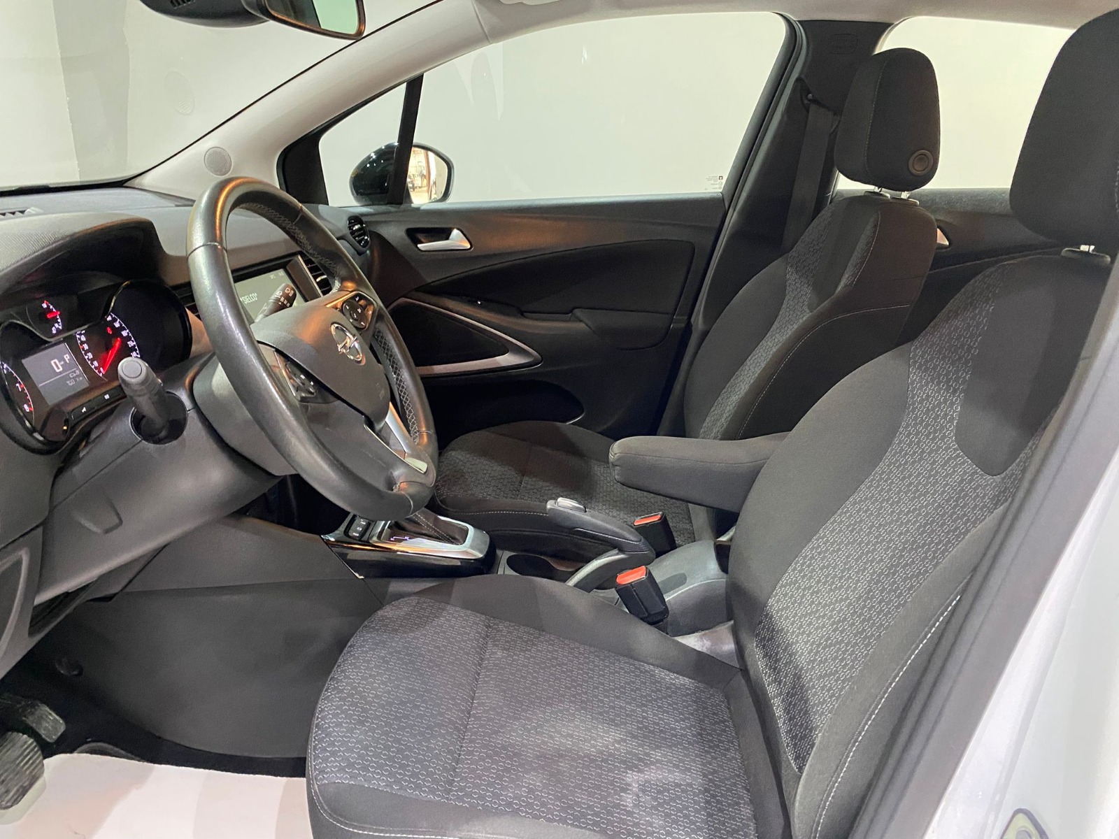 2024 Benzin Otomatik Opel Crossland Beyaz Gürel Tasarım Aksesuar Otomotiv San. Tic. Ltd. Şti.