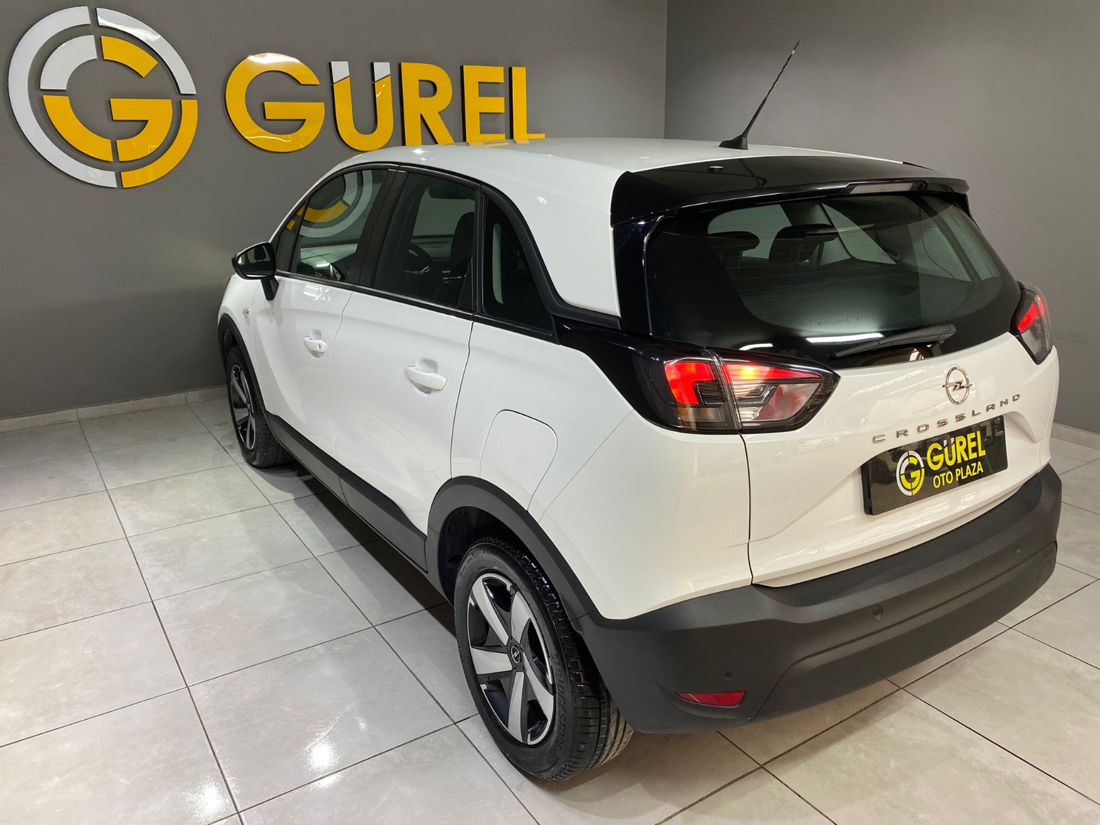 2024 Benzin Otomatik Opel Crossland Beyaz Gürel Tasarım Aksesuar Otomotiv San. Tic. Ltd. Şti.