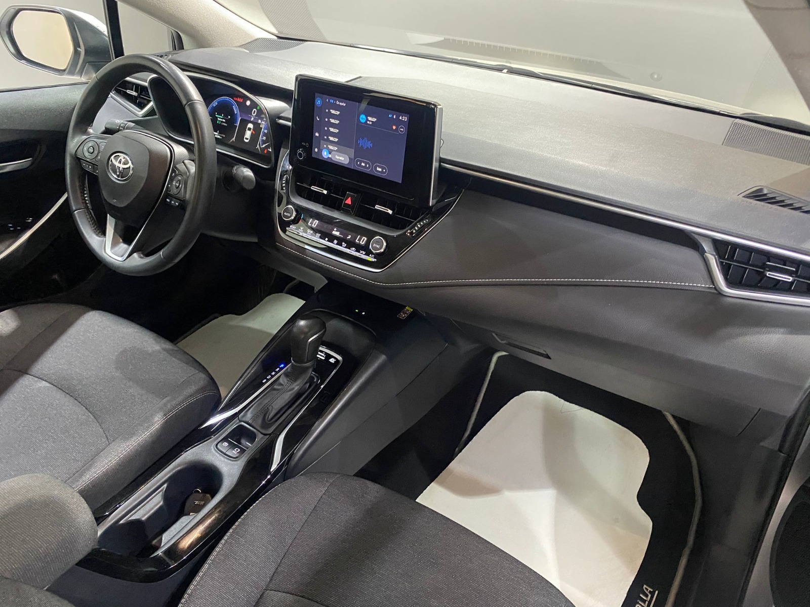 2024 Hybrid Otomatik Toyota Corolla Gri Gürel Tasarım Aksesuar Otomotiv San. Tic. Ltd. Şti.