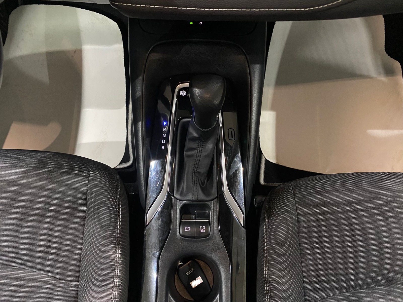 2024 Hybrid Otomatik Toyota Corolla Gri Gürel Tasarım Aksesuar Otomotiv San. Tic. Ltd. Şti.
